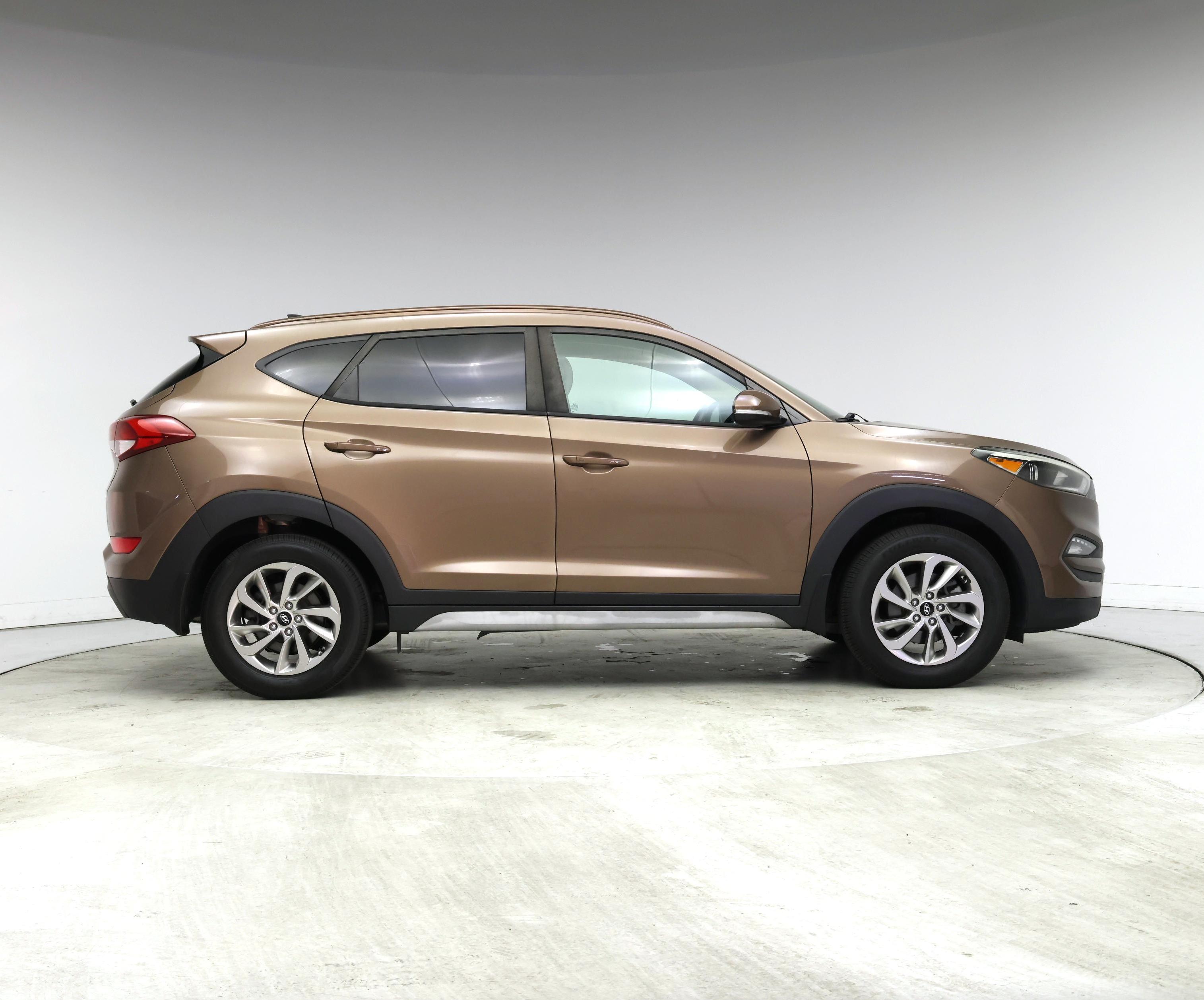 Thumbnail: 2017 Hyundai Tucson - 7