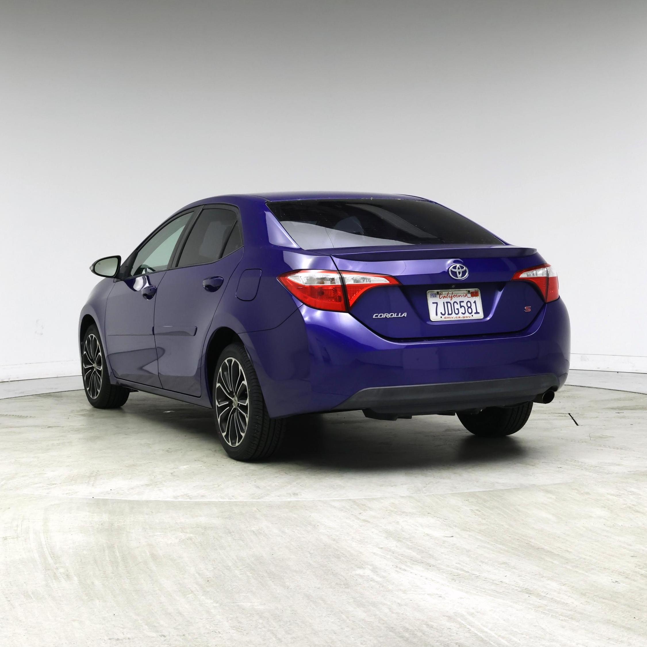 Thumbnail: 2015 Toyota Corolla - 2