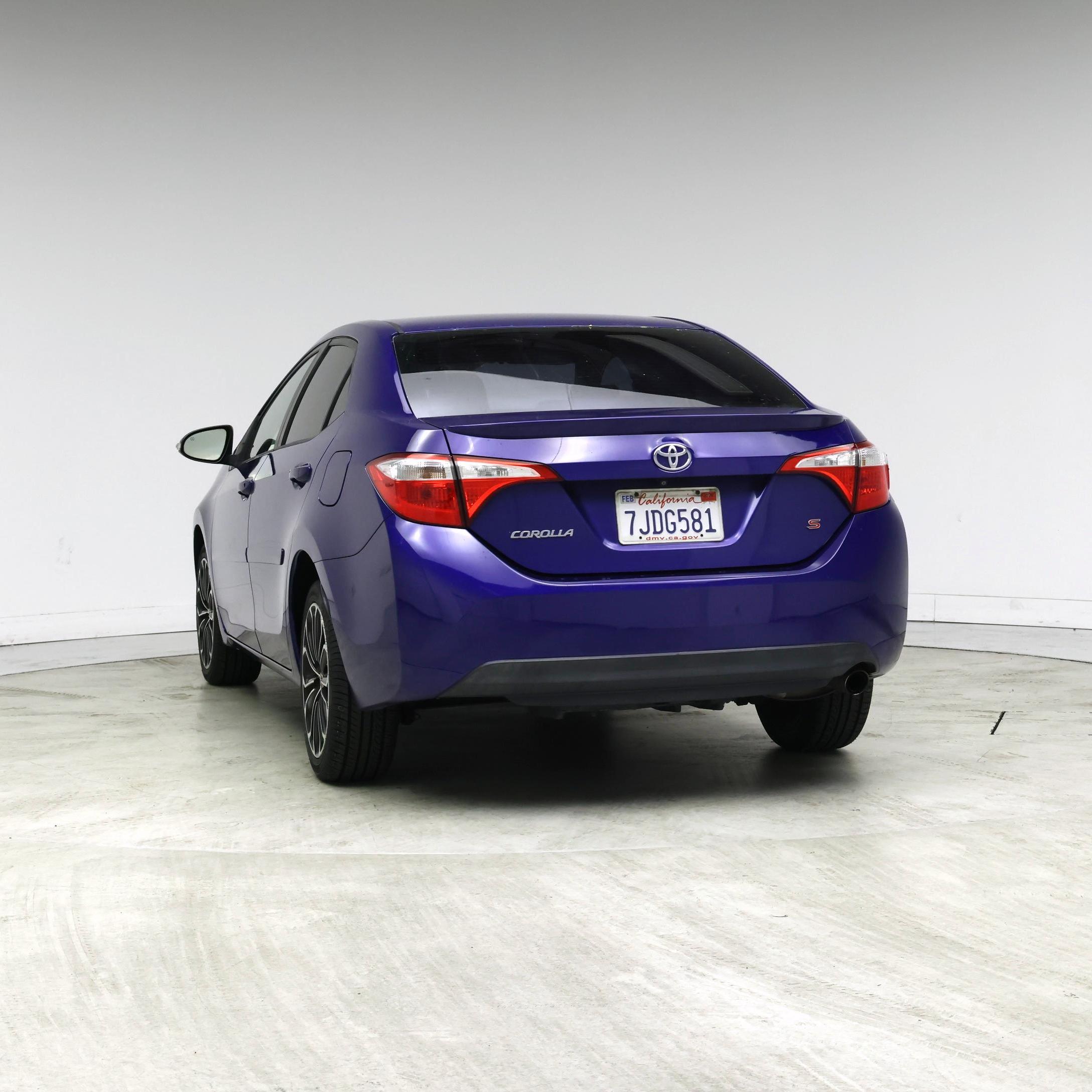 Thumbnail: 2015 Toyota Corolla - 6