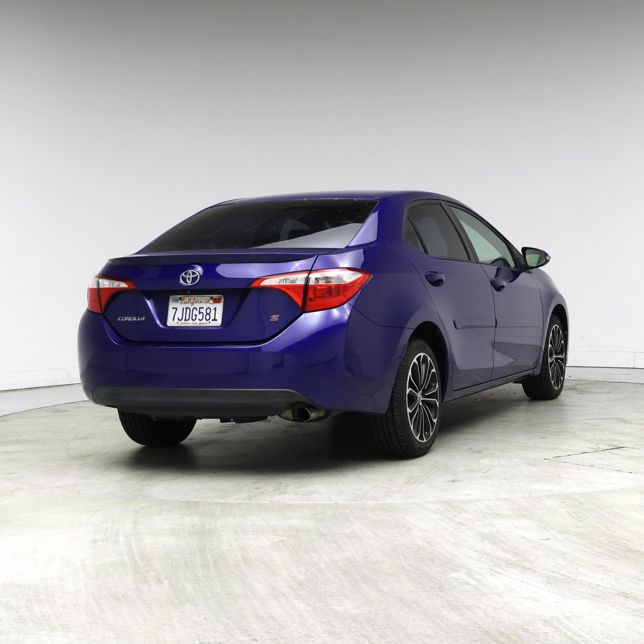 Thumbnail: 2015 Toyota Corolla - 8