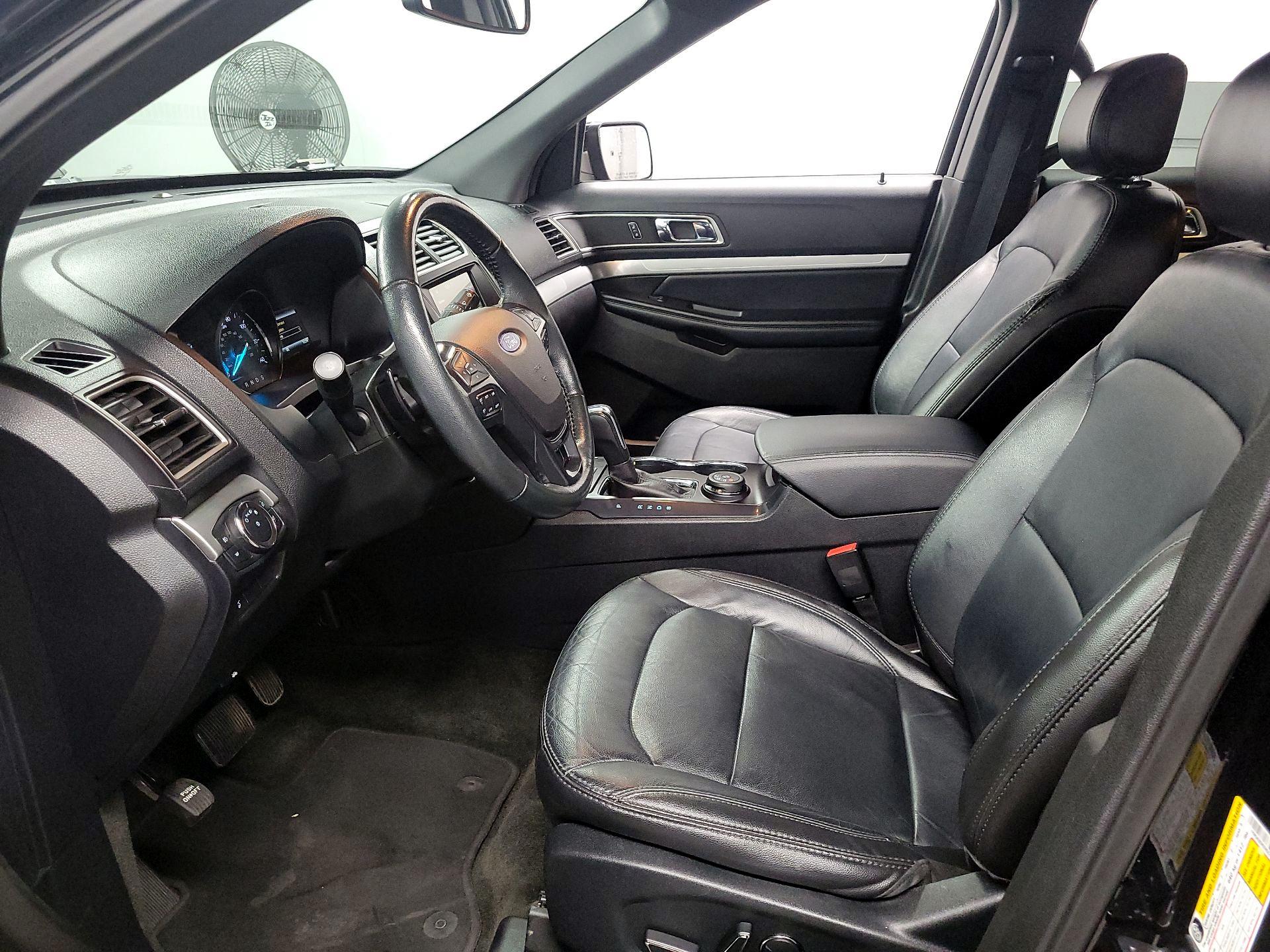 Thumbnail: 2017 Ford Explorer - 11