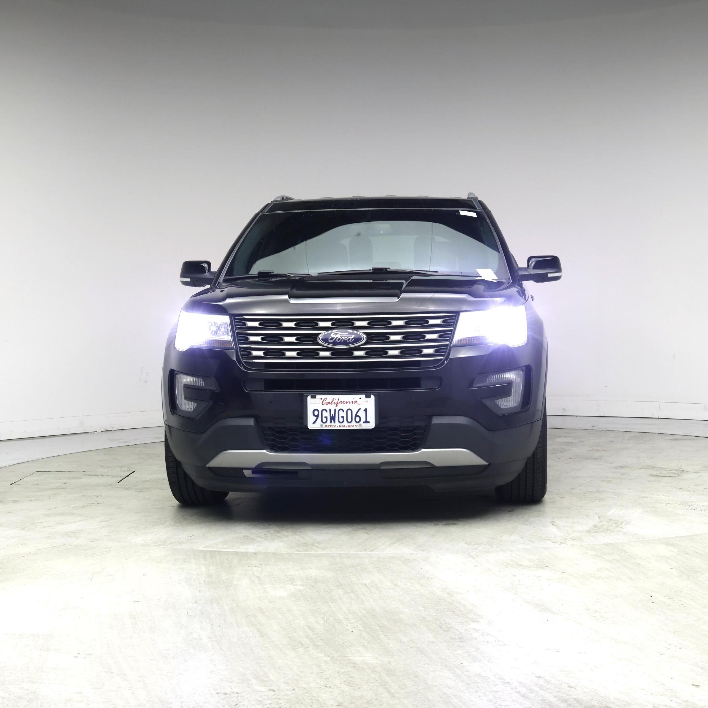 Thumbnail: 2017 Ford Explorer - 5