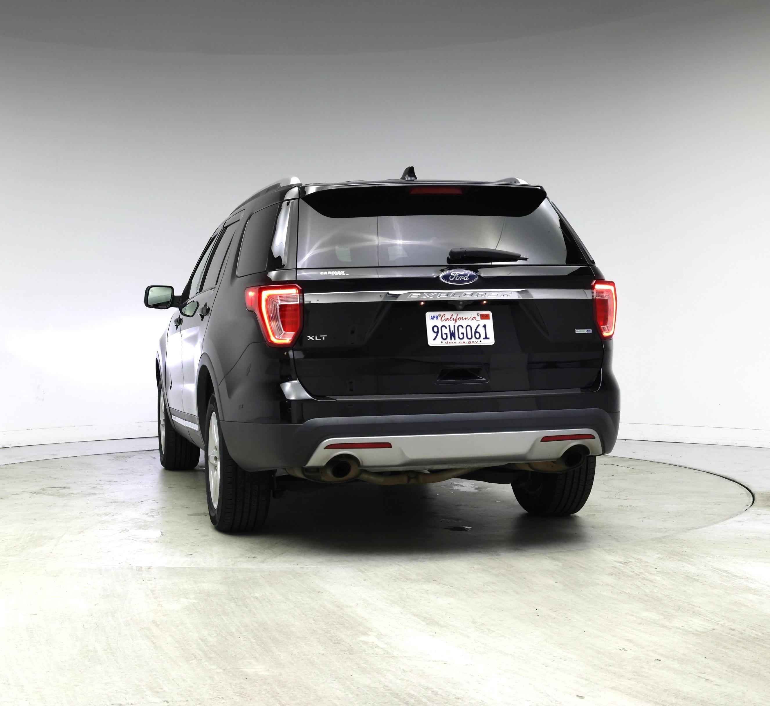 Thumbnail: 2017 Ford Explorer - 6