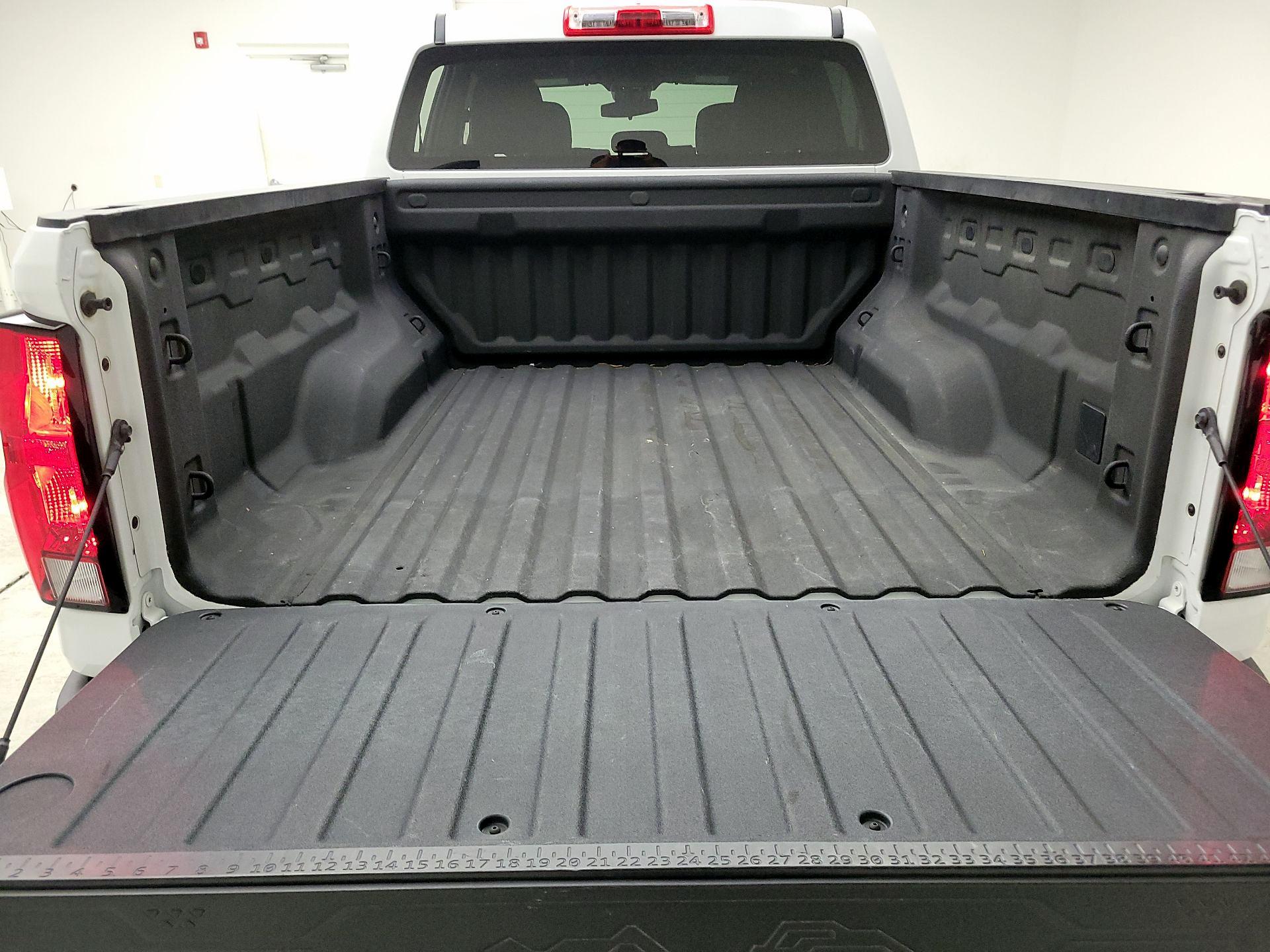 Thumbnail: 2024 Chevrolet Colorado - 18