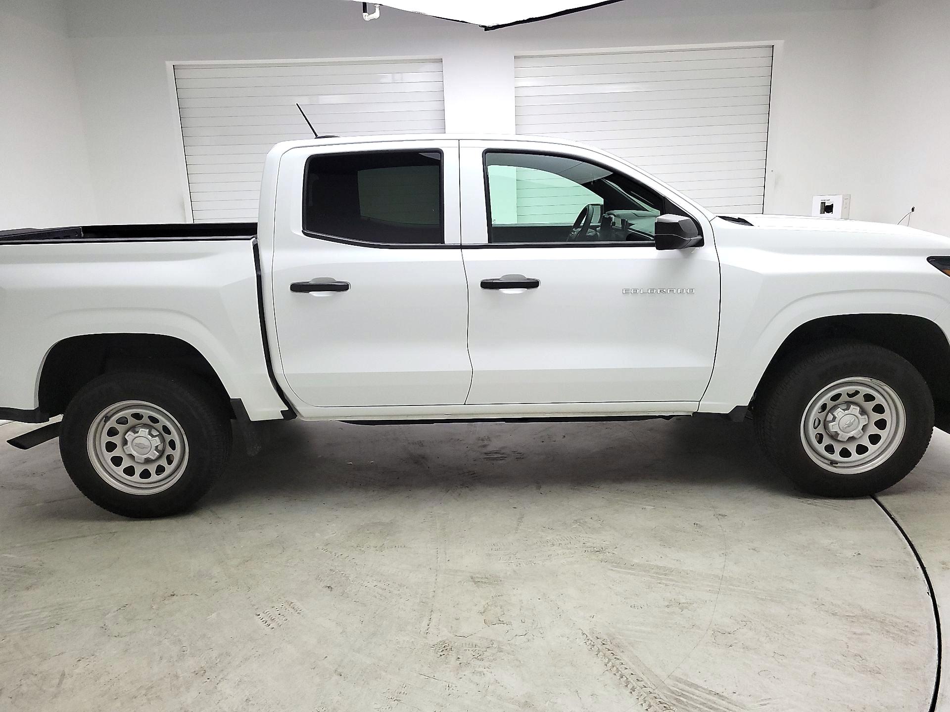 Thumbnail: 2024 Chevrolet Colorado - 4