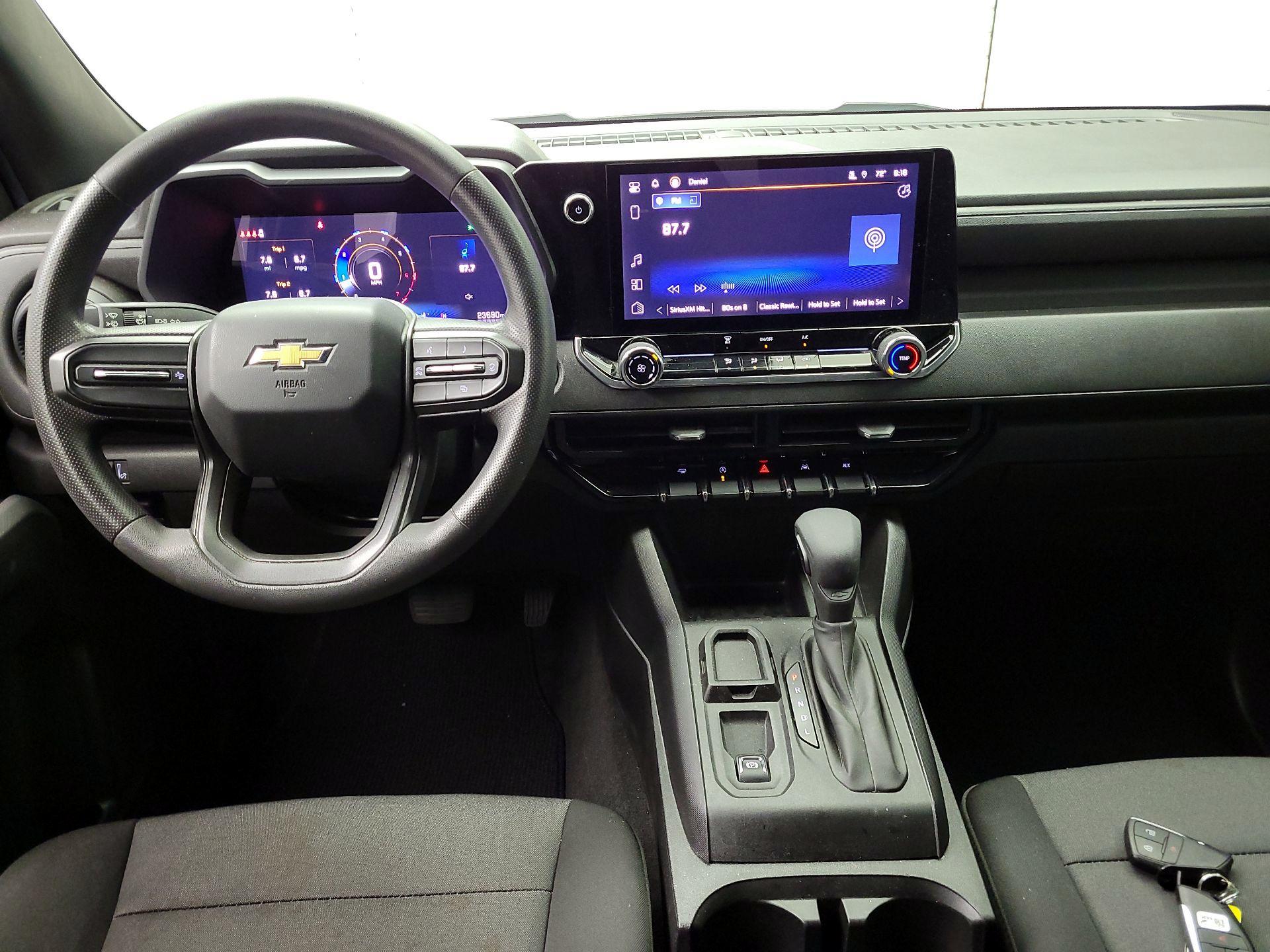 Thumbnail: 2024 Chevrolet Colorado - 8