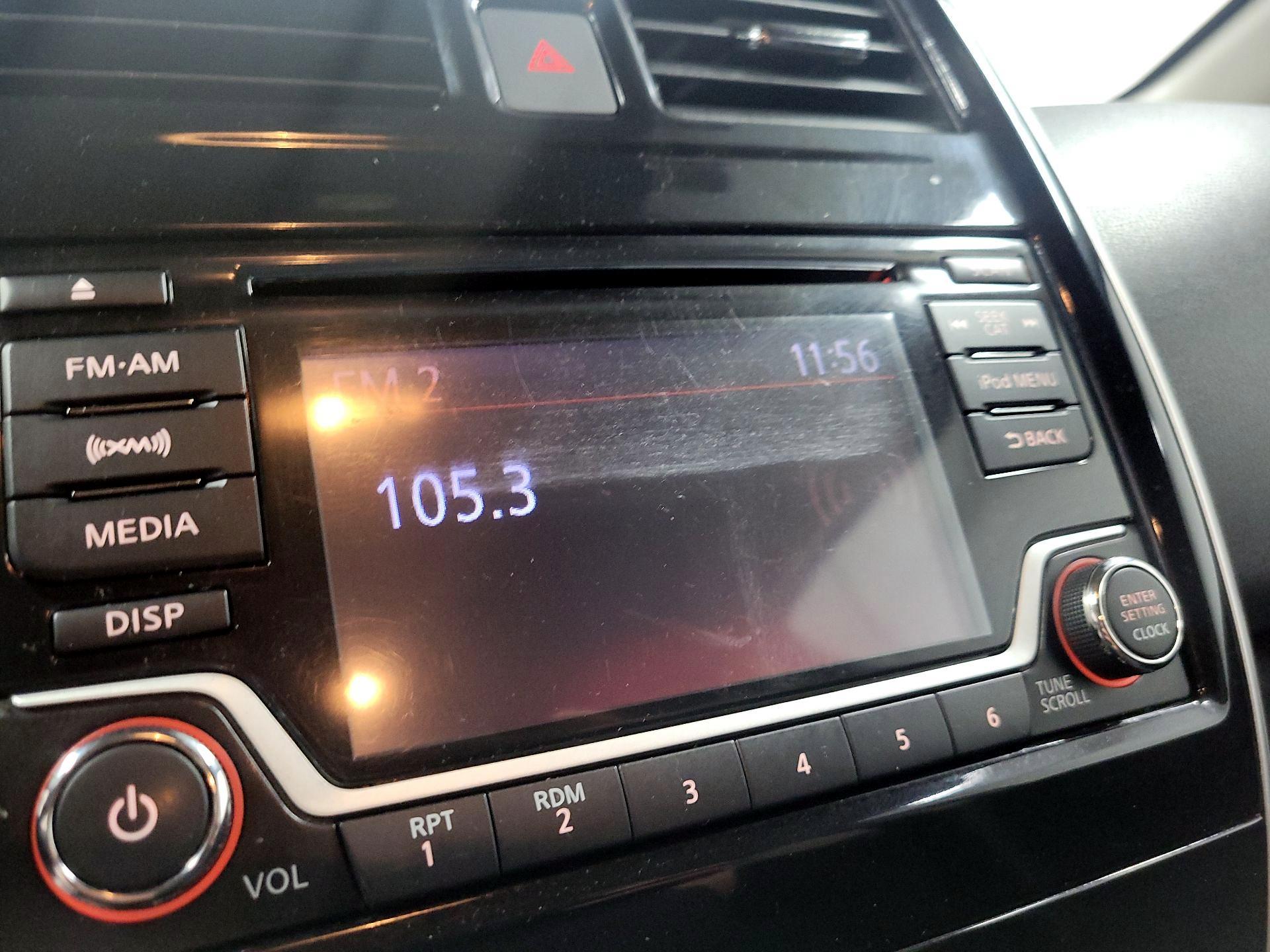 Thumbnail: 2018 Nissan Versa Note - 15