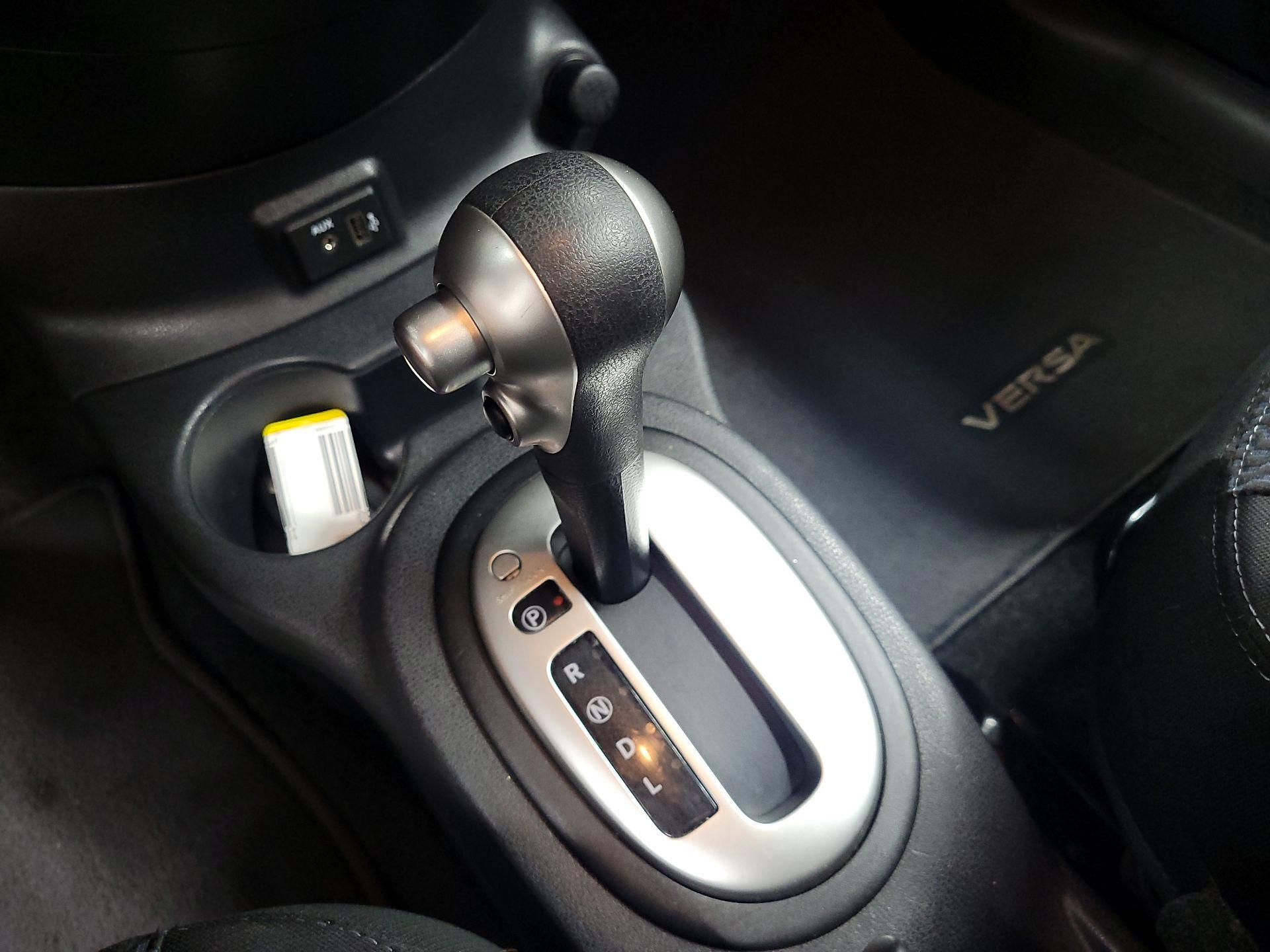 Thumbnail: 2018 Nissan Versa Note - 17