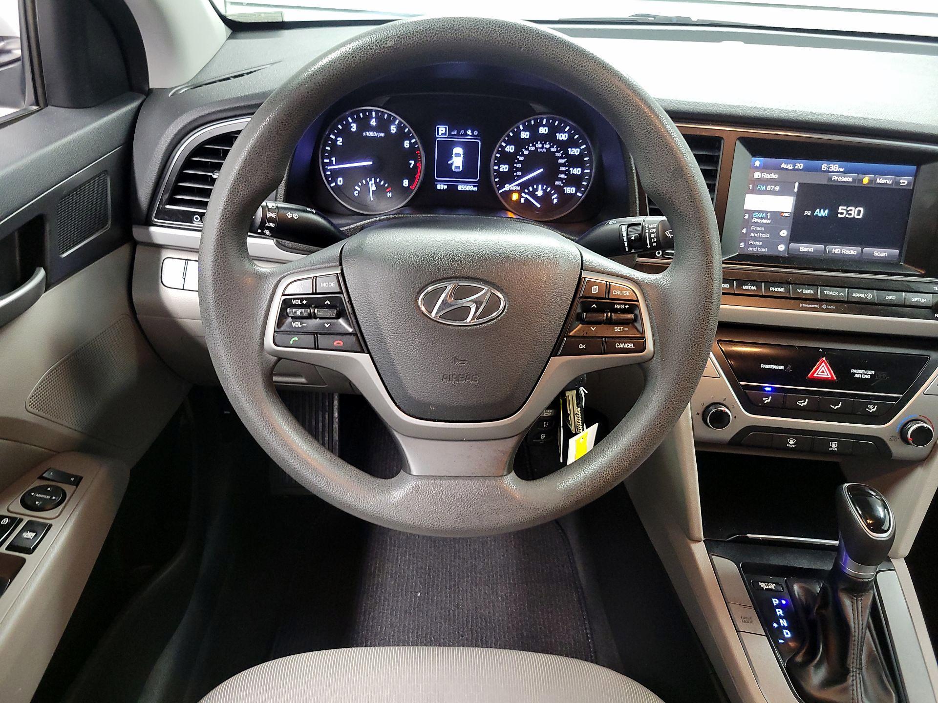 Thumbnail: 2018 Hyundai Elantra - 10
