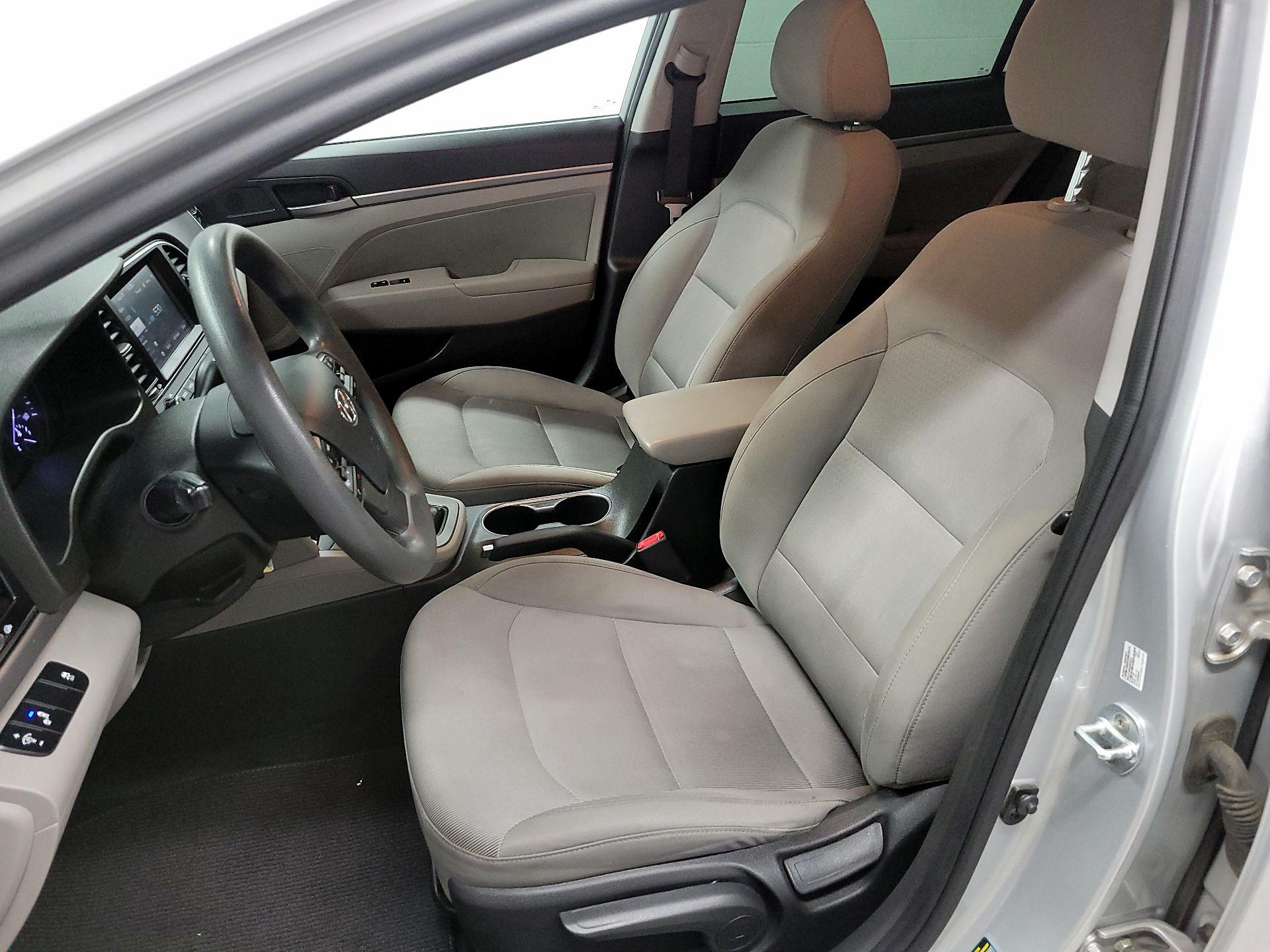 Thumbnail: 2018 Hyundai Elantra - 11