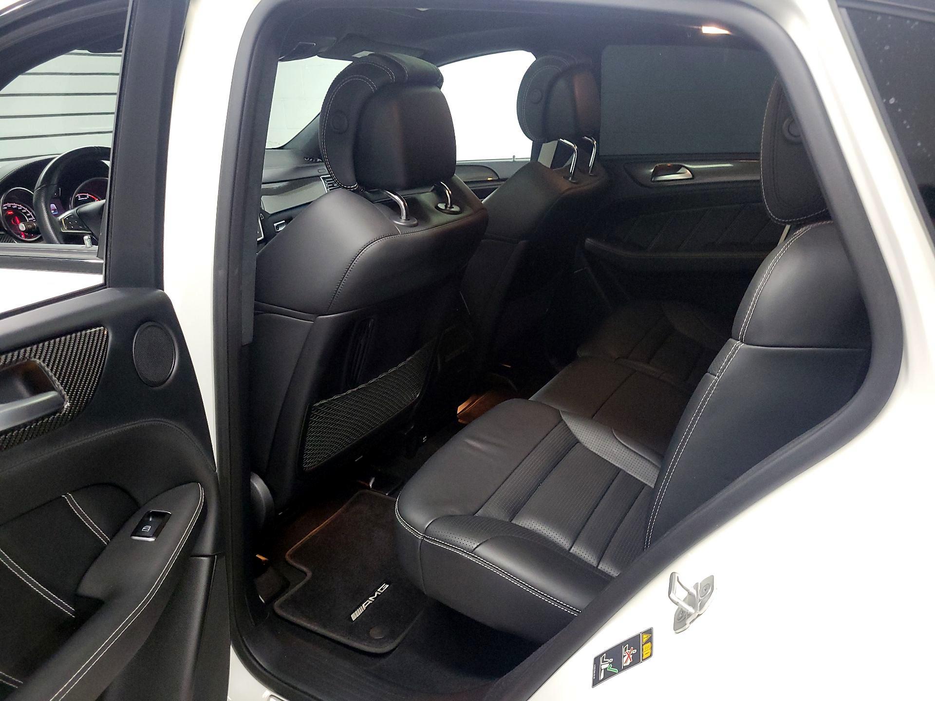 Thumbnail: 2017 Mercedes-Benz GL-Class - 19