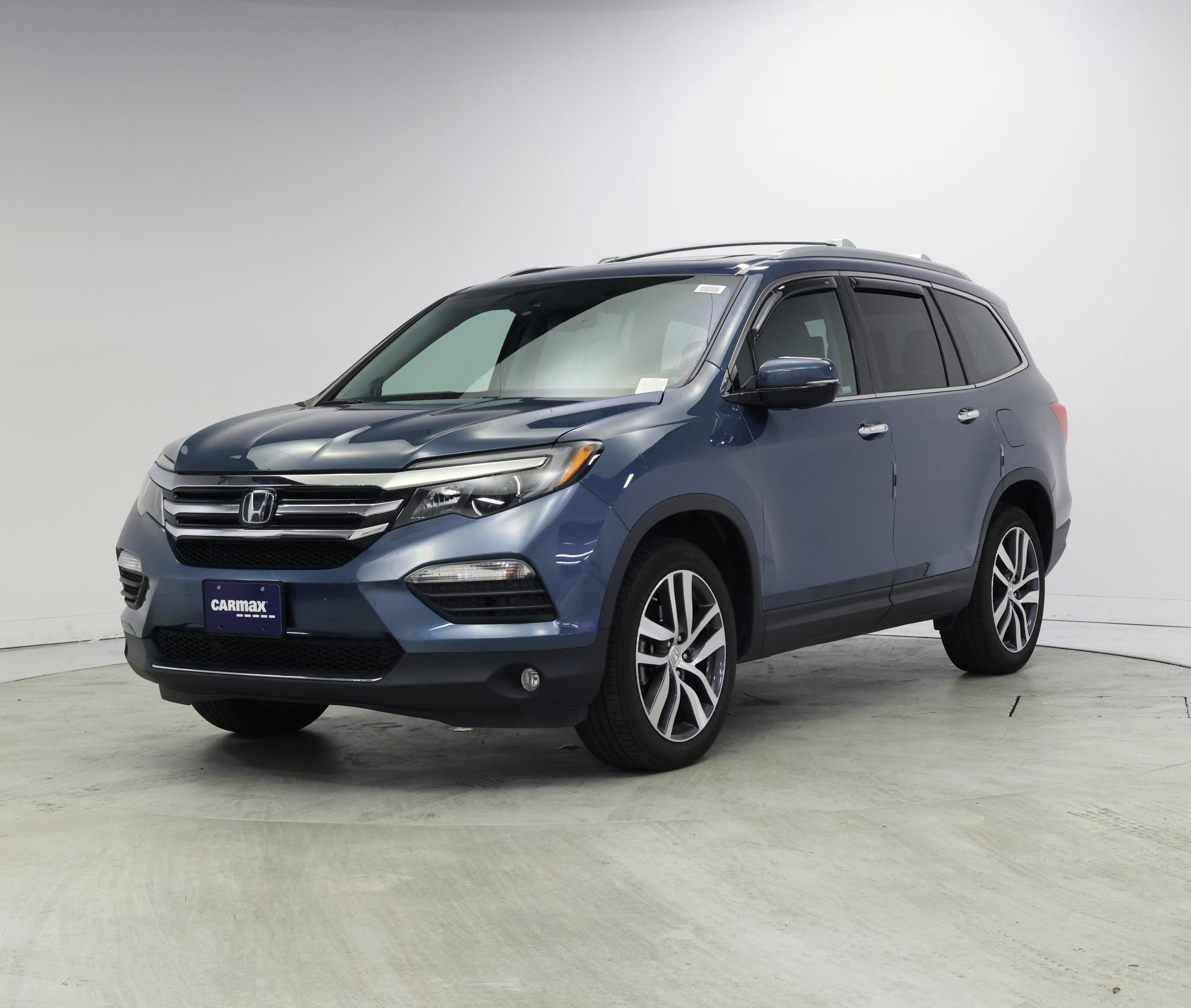 Thumbnail: 2018 Honda Pilot - 4