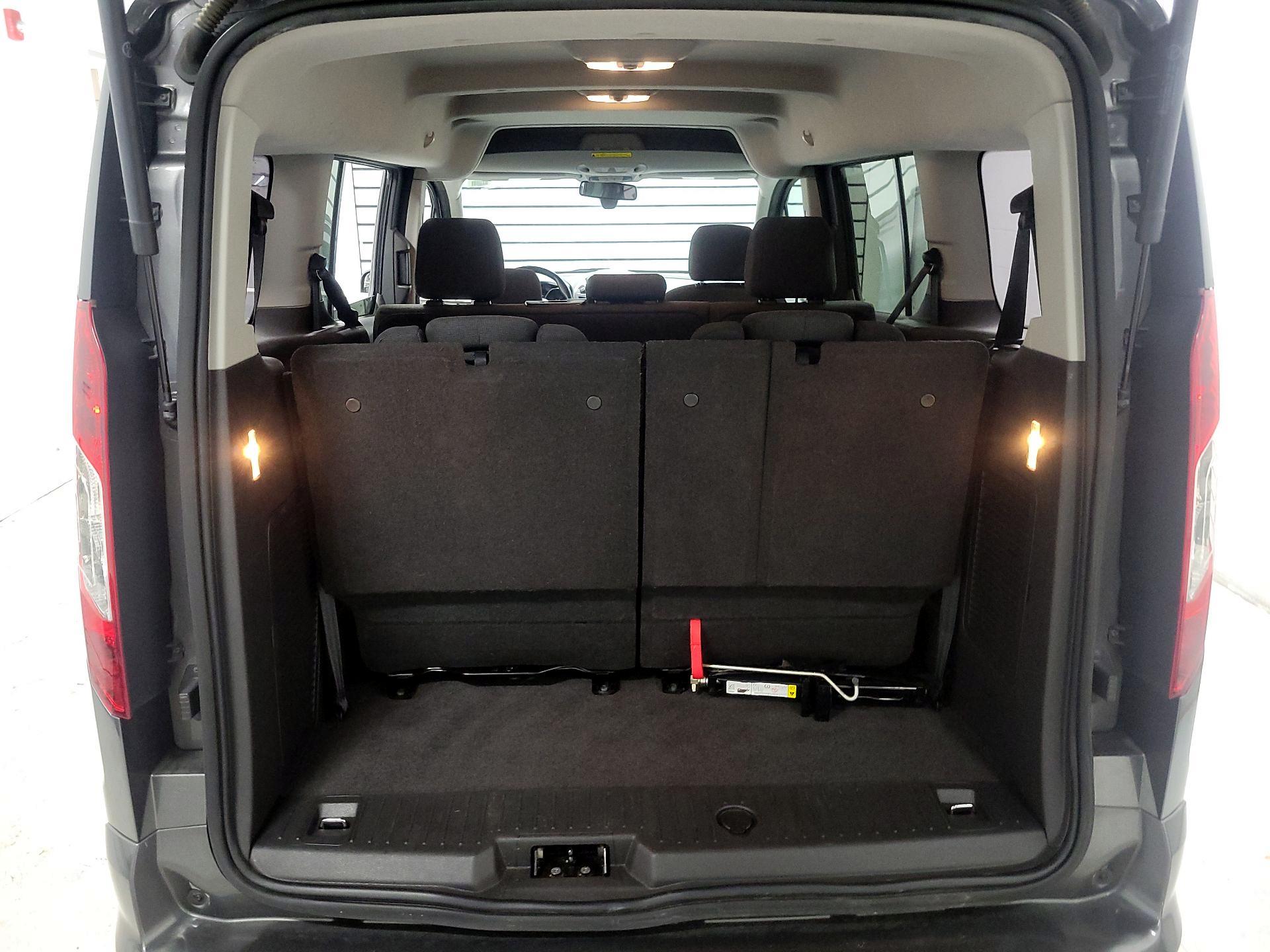 Thumbnail: 2018 Ford Transit Series - 18