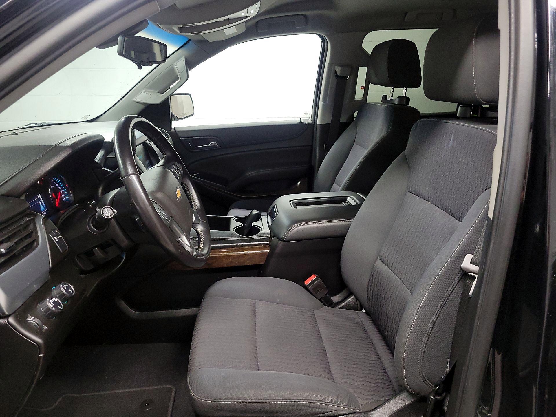 Thumbnail: 2019 Chevrolet Tahoe - 11