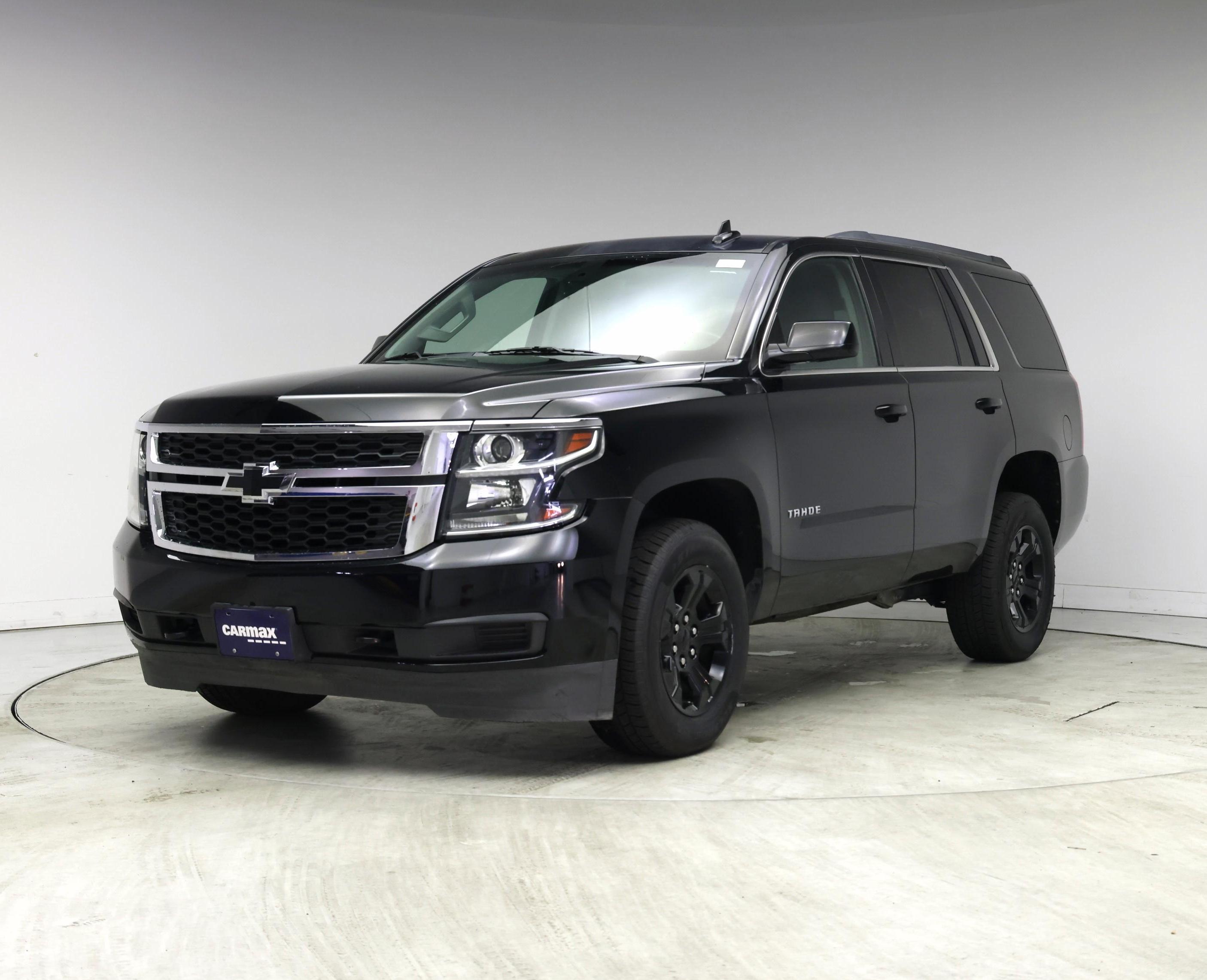 Thumbnail: 2019 Chevrolet Tahoe - 4