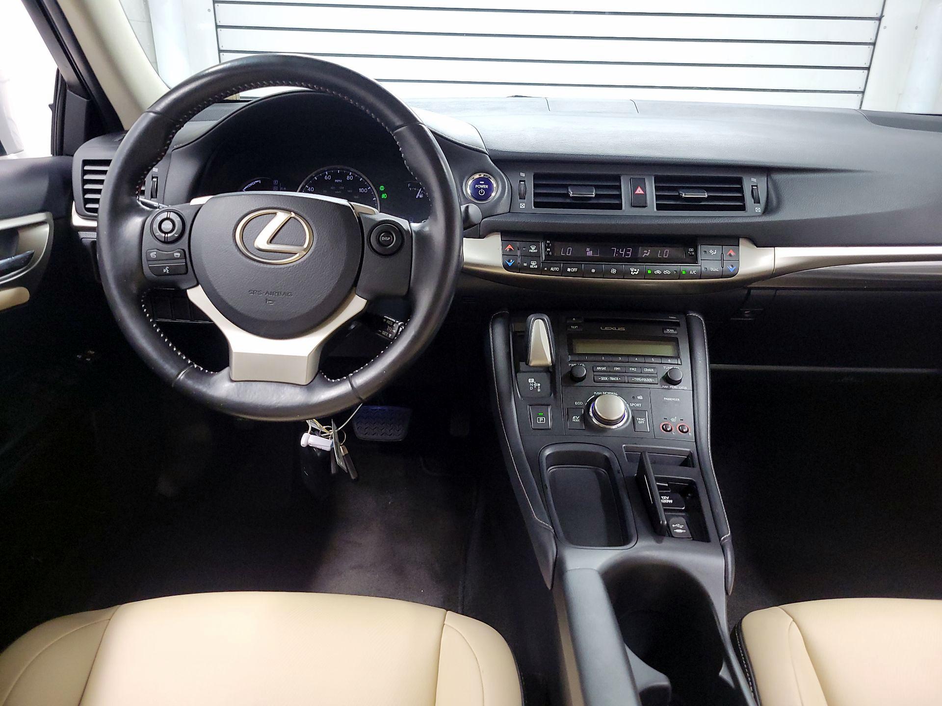 Thumbnail: 2017 Lexus CT - 9
