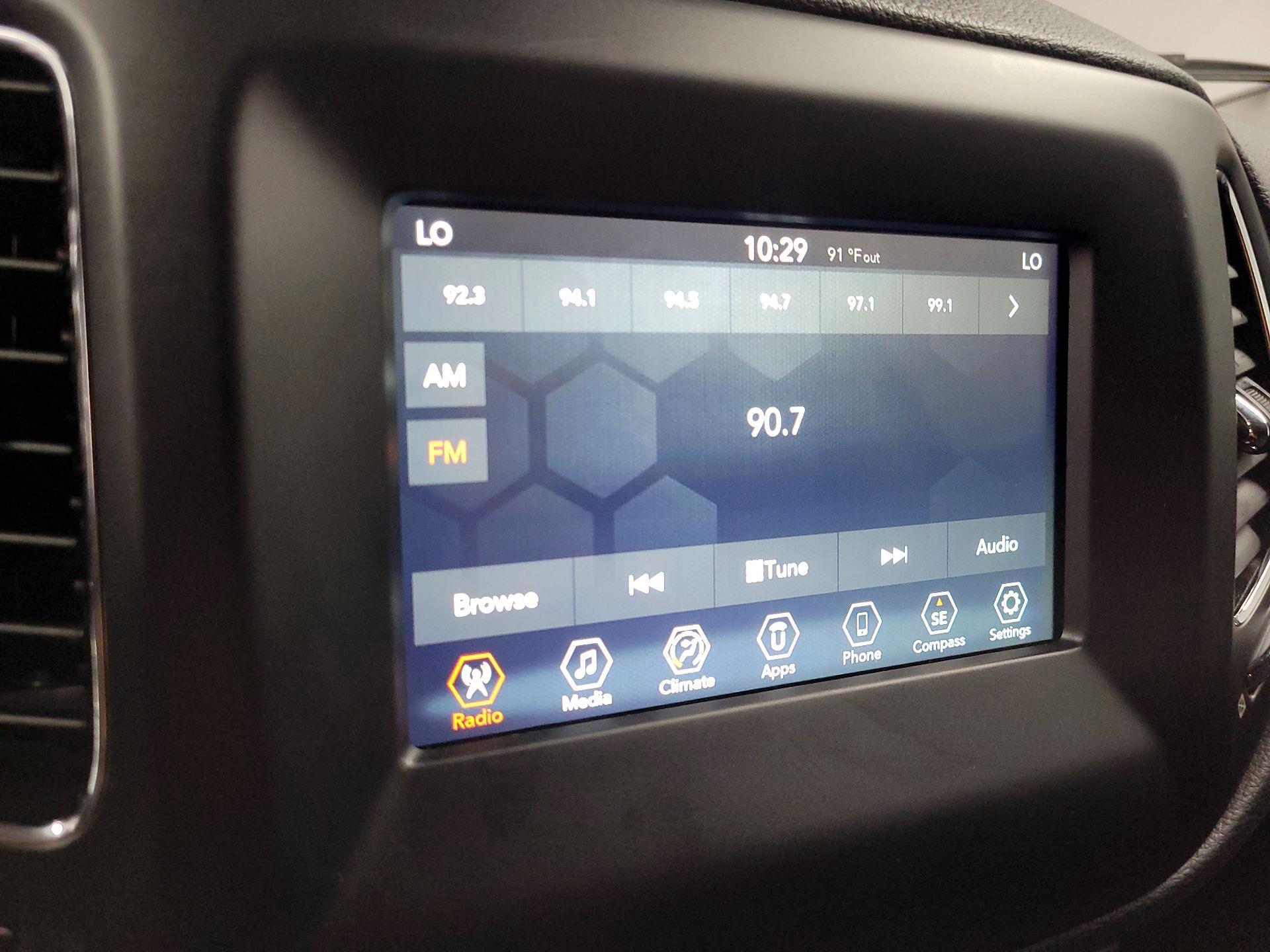 Thumbnail: 2019 Jeep Compass - 14