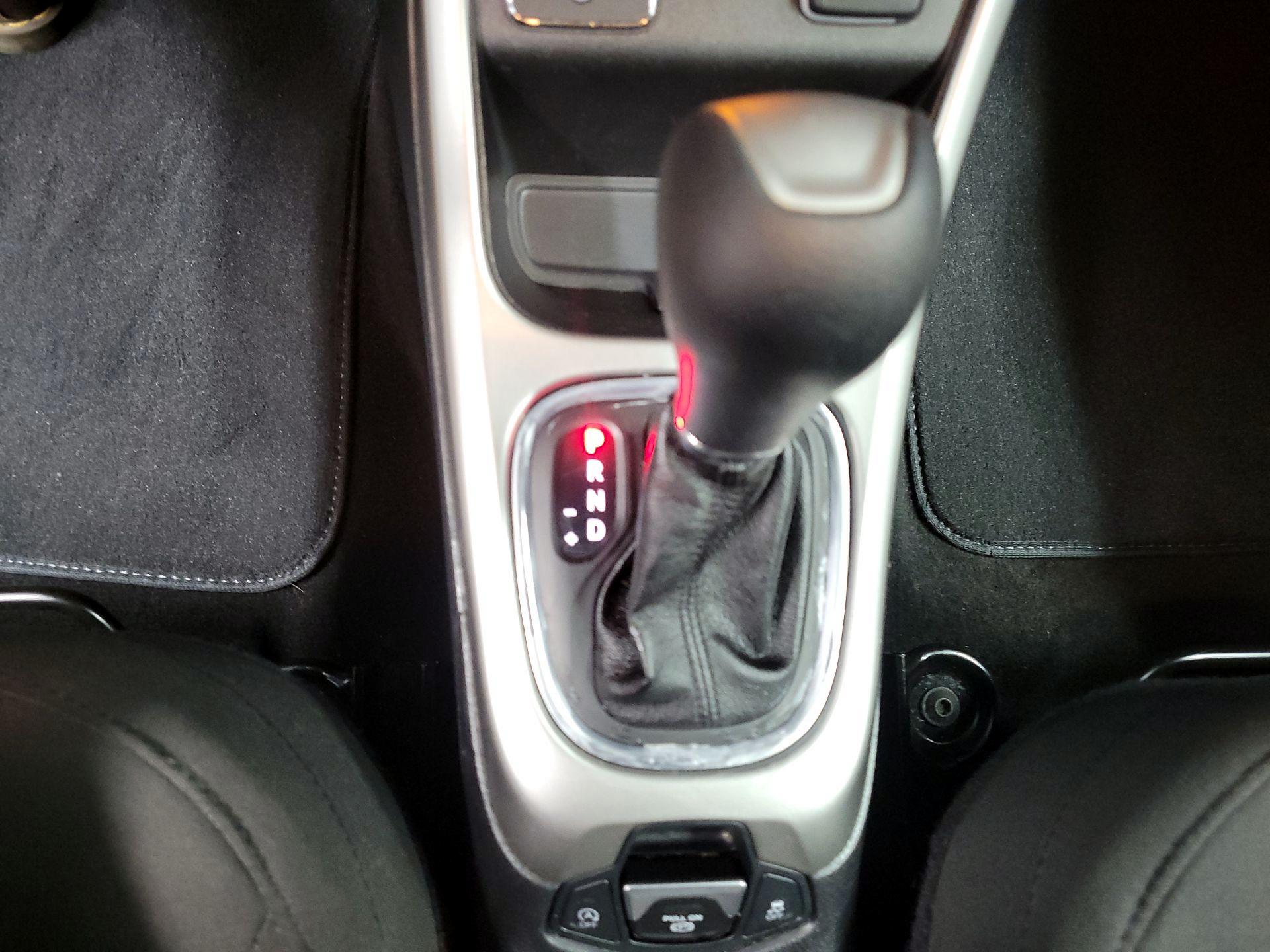 Thumbnail: 2019 Jeep Compass - 16