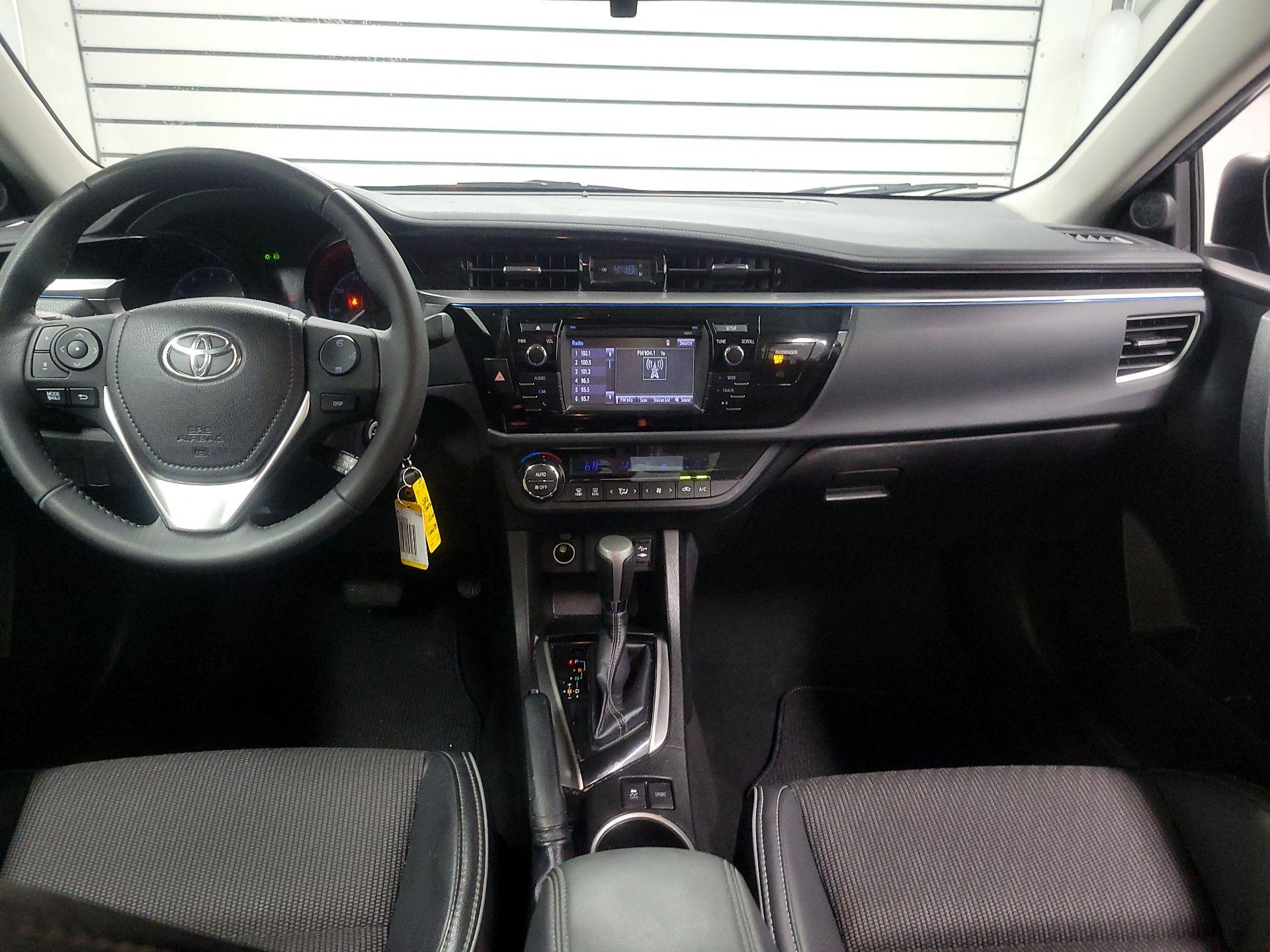 Thumbnail: 2016 Toyota Corolla - 9