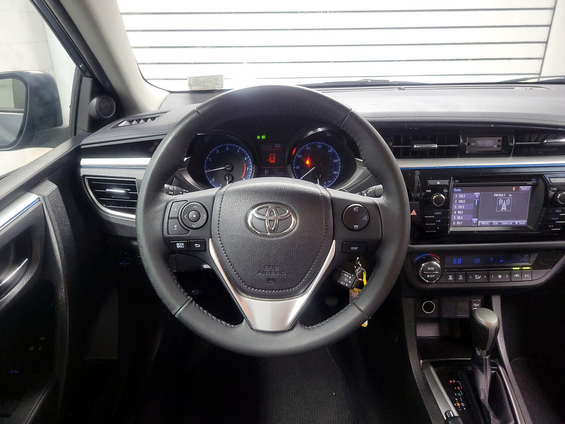 Thumbnail: 2016 Toyota Corolla - 10