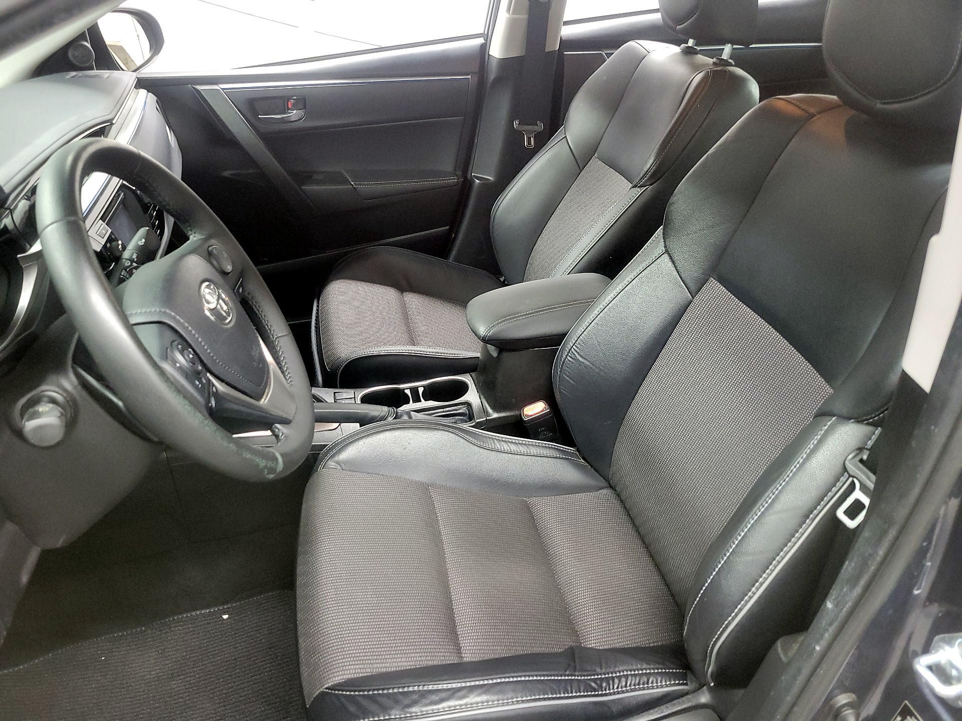 Thumbnail: 2016 Toyota Corolla - 11