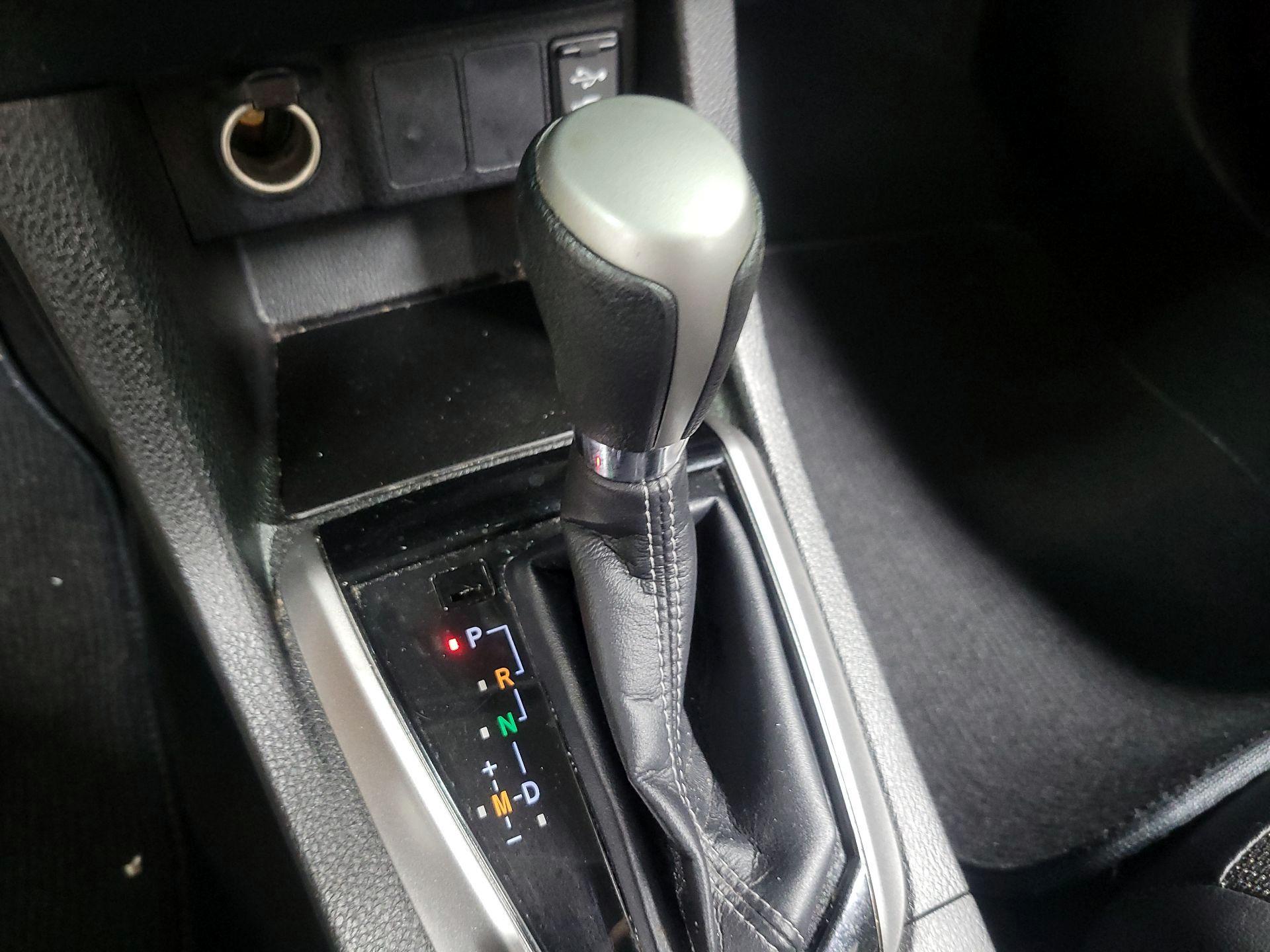 Thumbnail: 2016 Toyota Corolla - 15