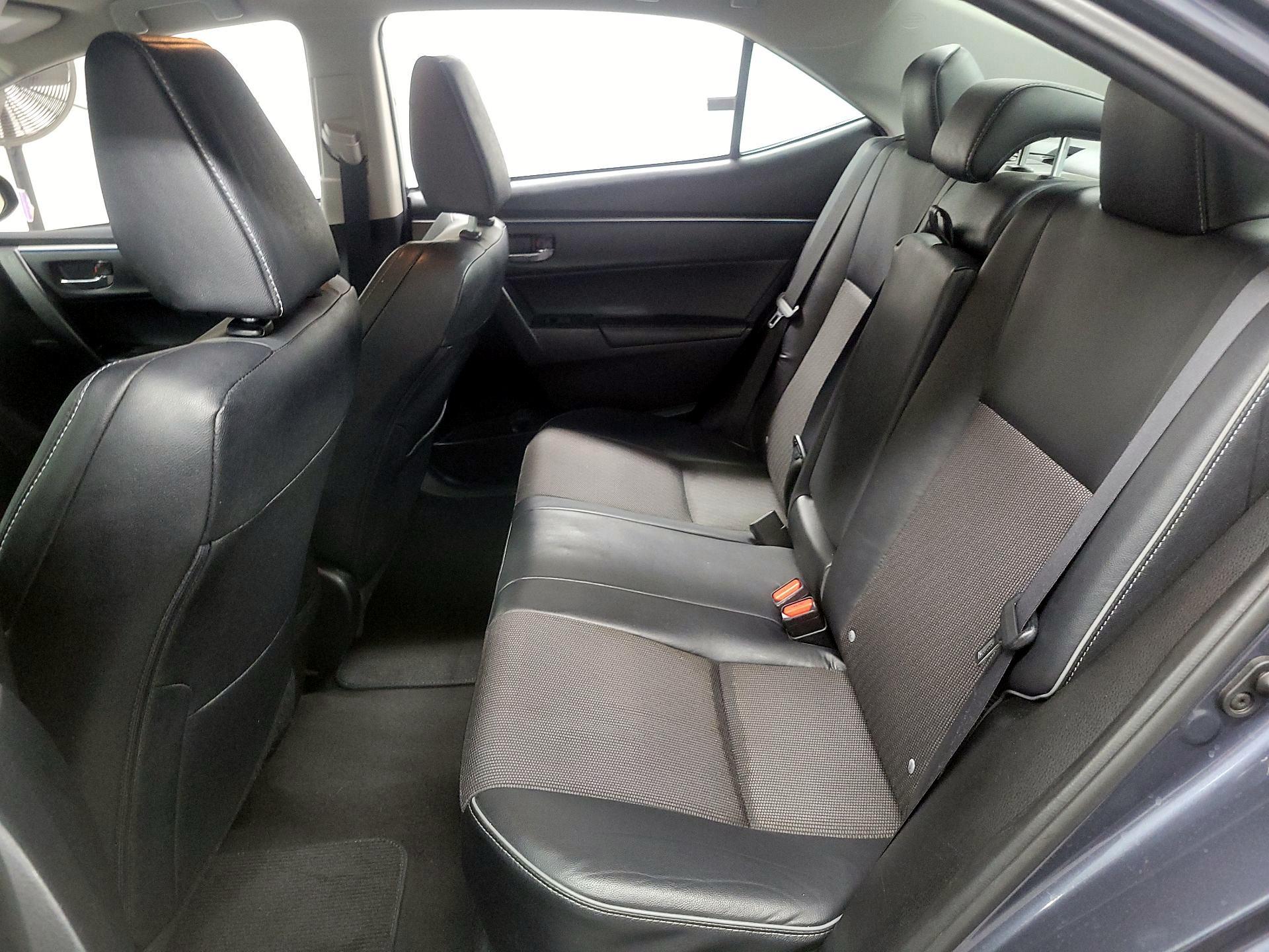 Thumbnail: 2016 Toyota Corolla - 16