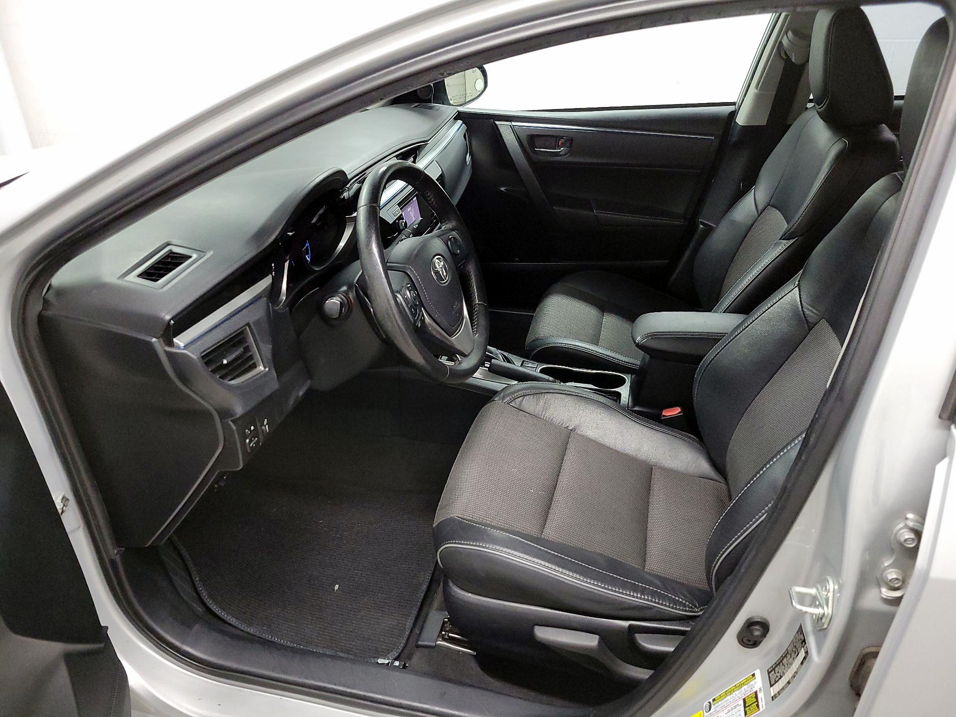 Thumbnail: 2014 Toyota Corolla - 11