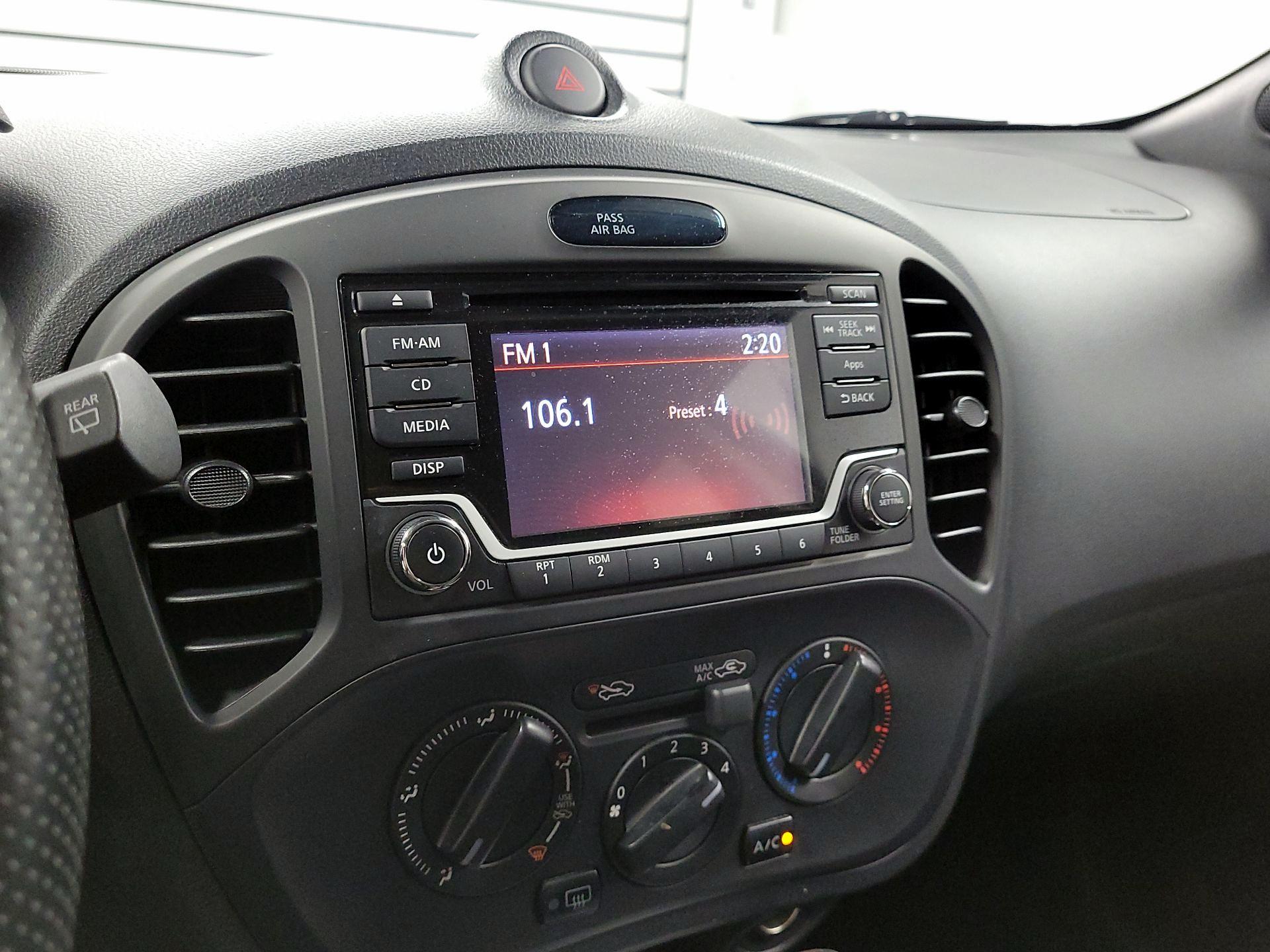 Thumbnail: 2015 Nissan Juke - 15