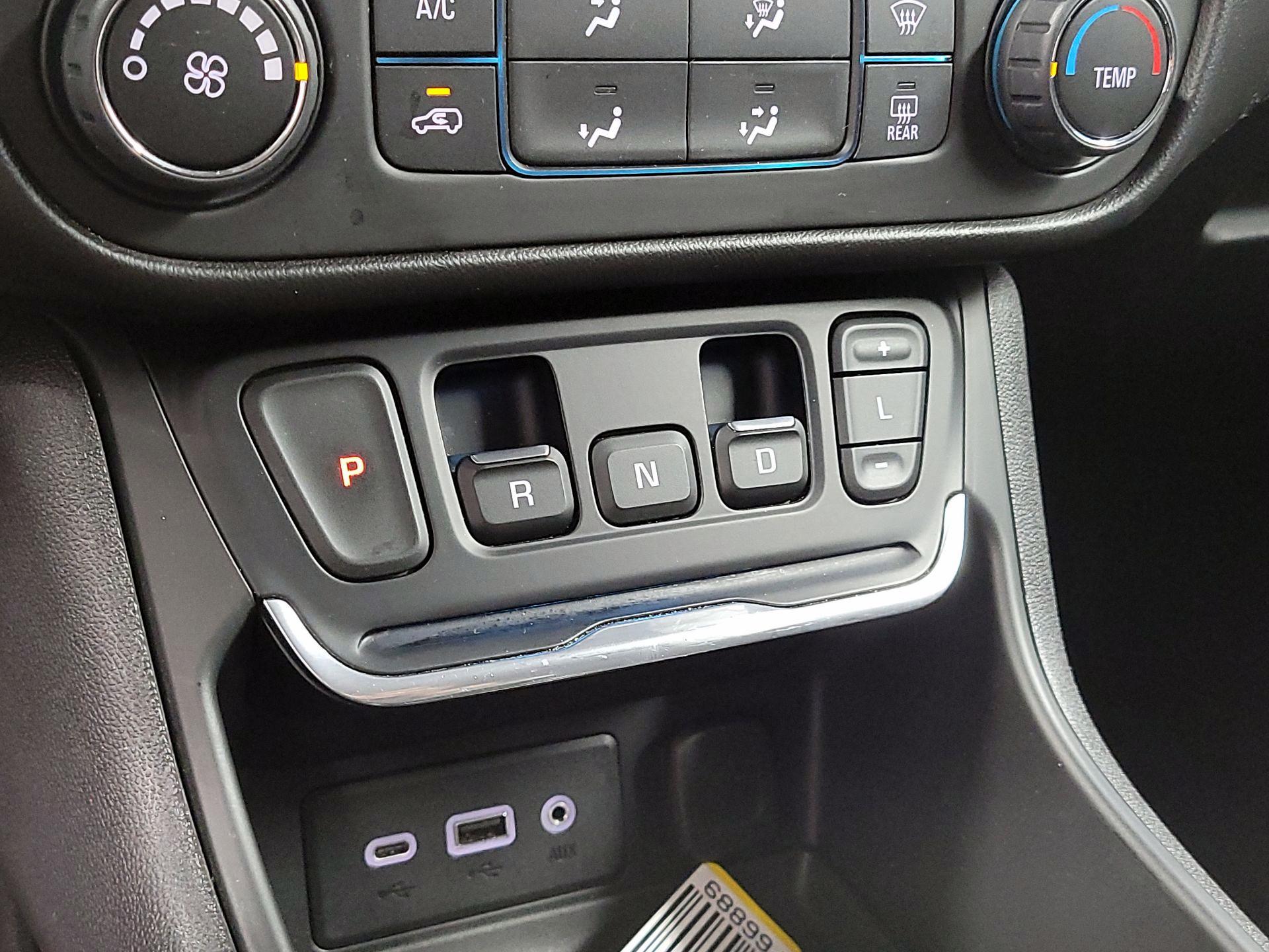 Thumbnail: 2021 GMC Terrain - 17