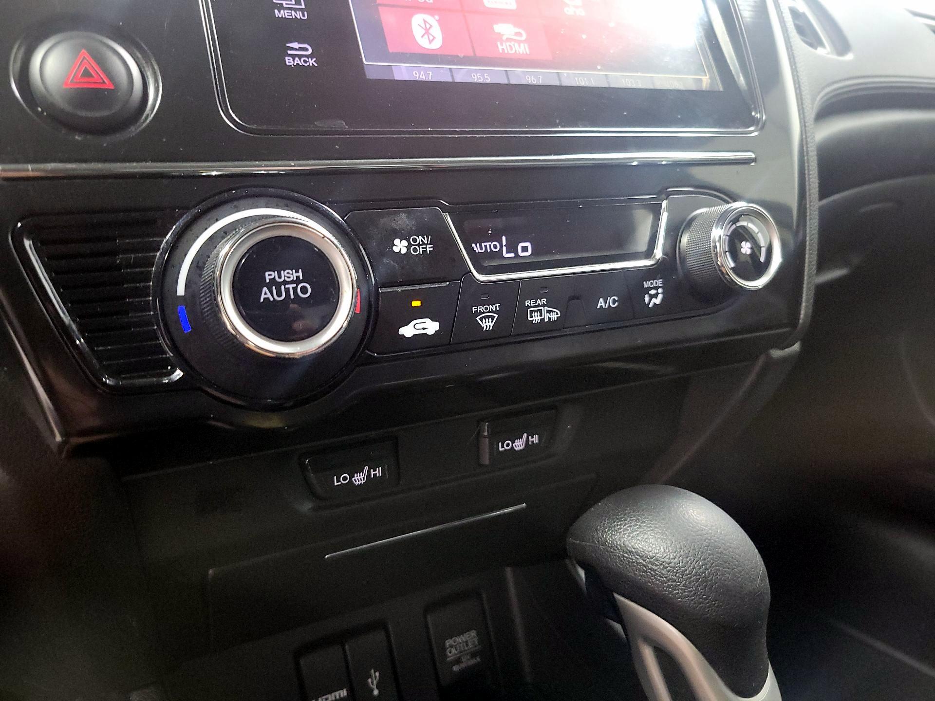 Thumbnail: 2015 Honda Civic - 16