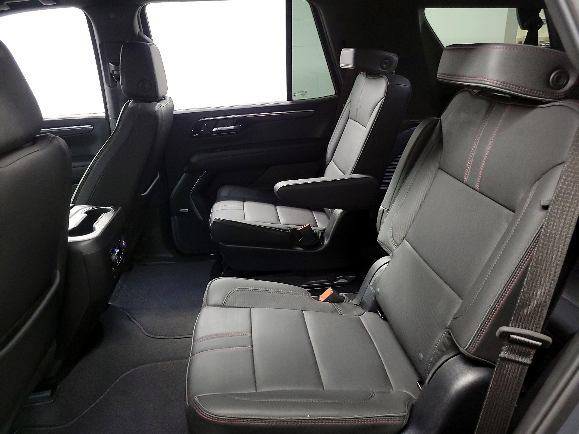 Thumbnail: 2025 Chevrolet Tahoe - 17