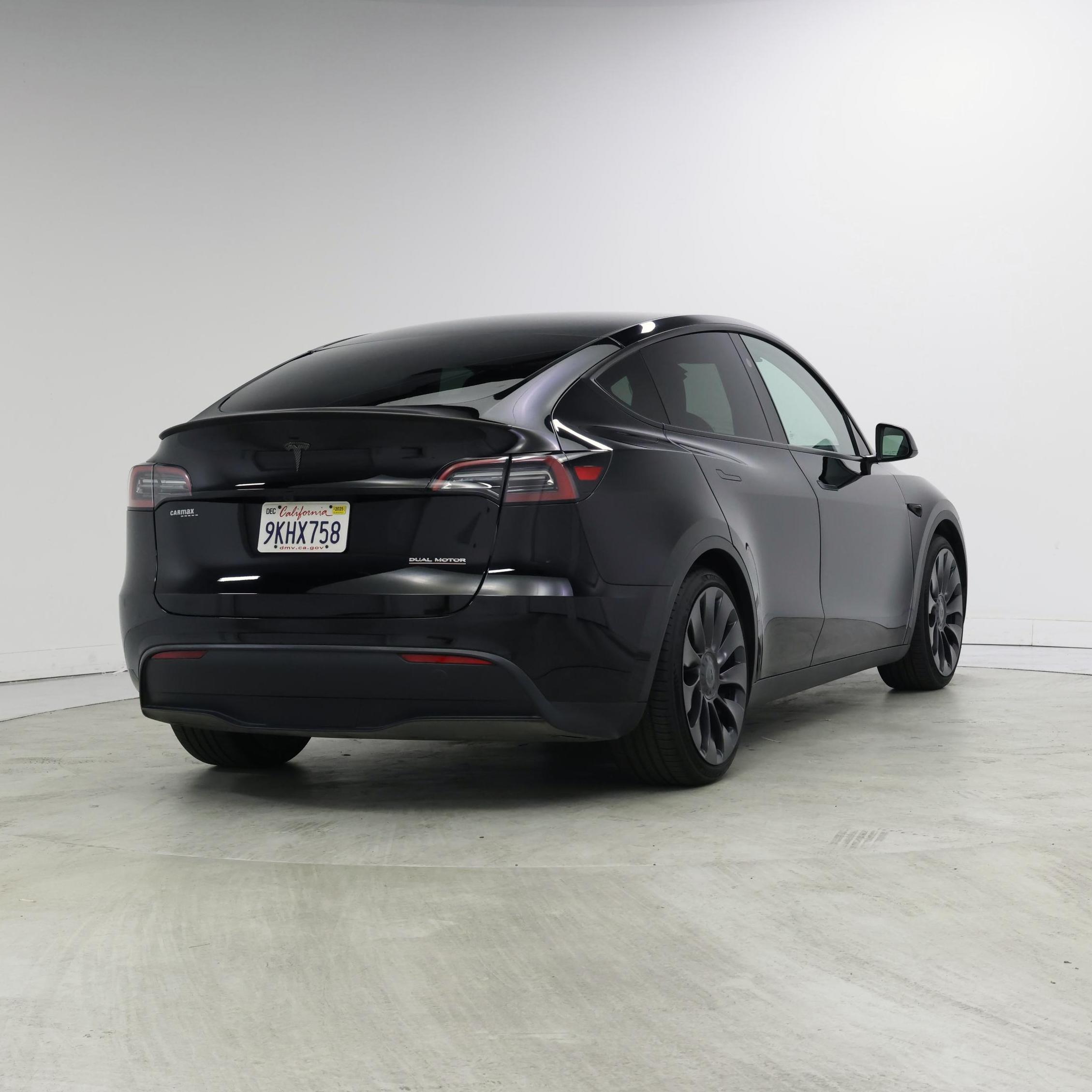 Thumbnail: 2023 Tesla Model Y - 8