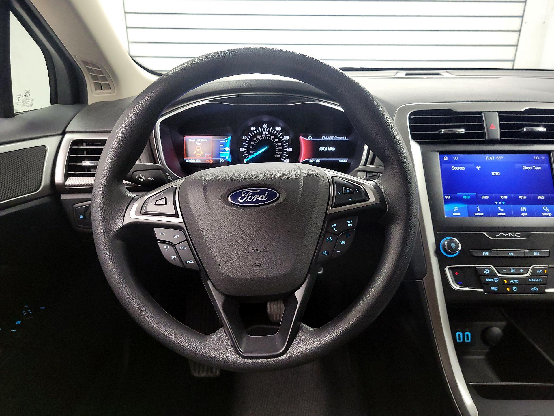 Thumbnail: 2020 Ford Fusion - 10
