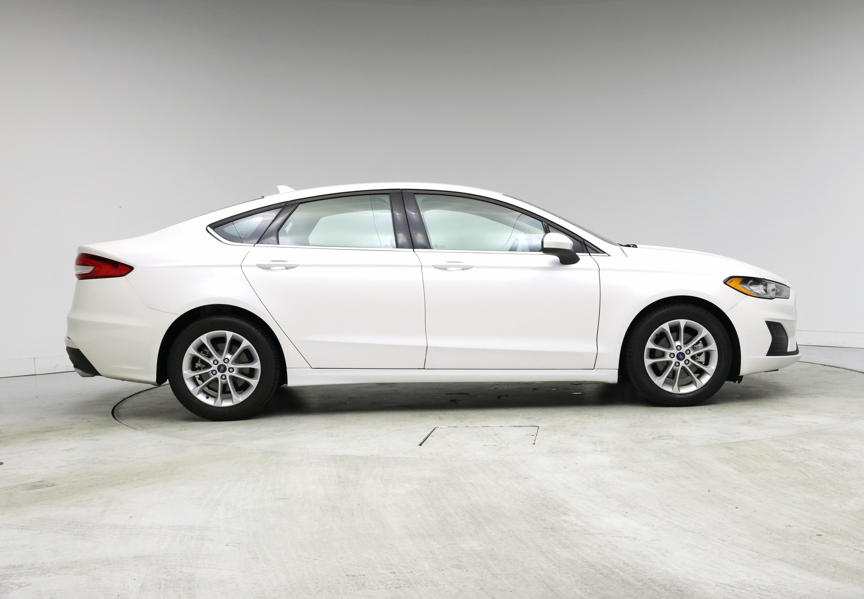 Thumbnail: 2020 Ford Fusion - 7