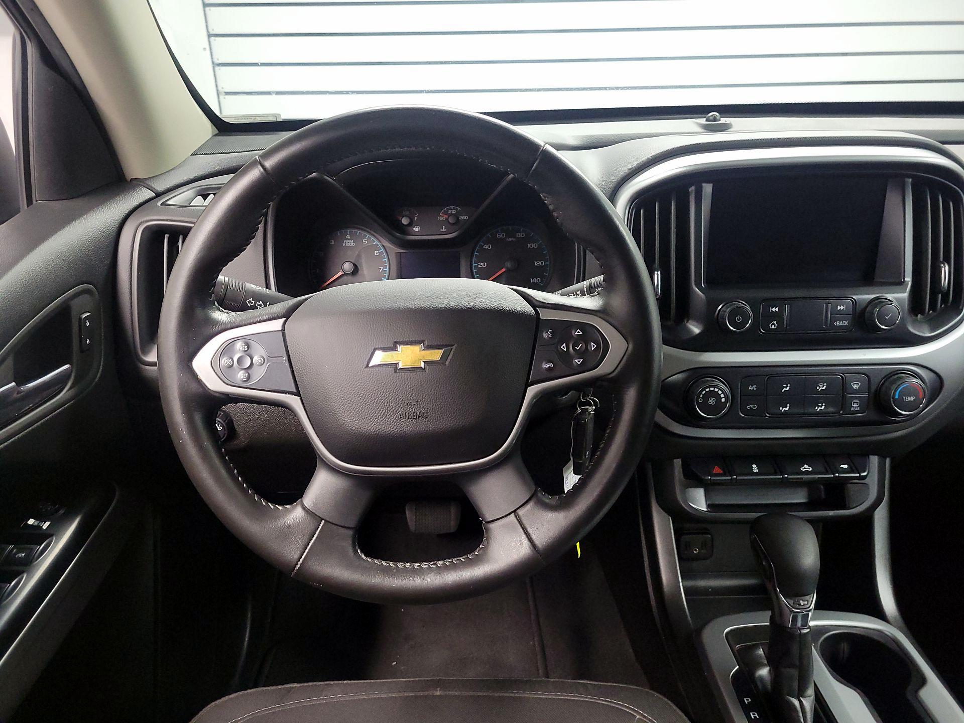 Thumbnail: 2022 Chevrolet Colorado - 10