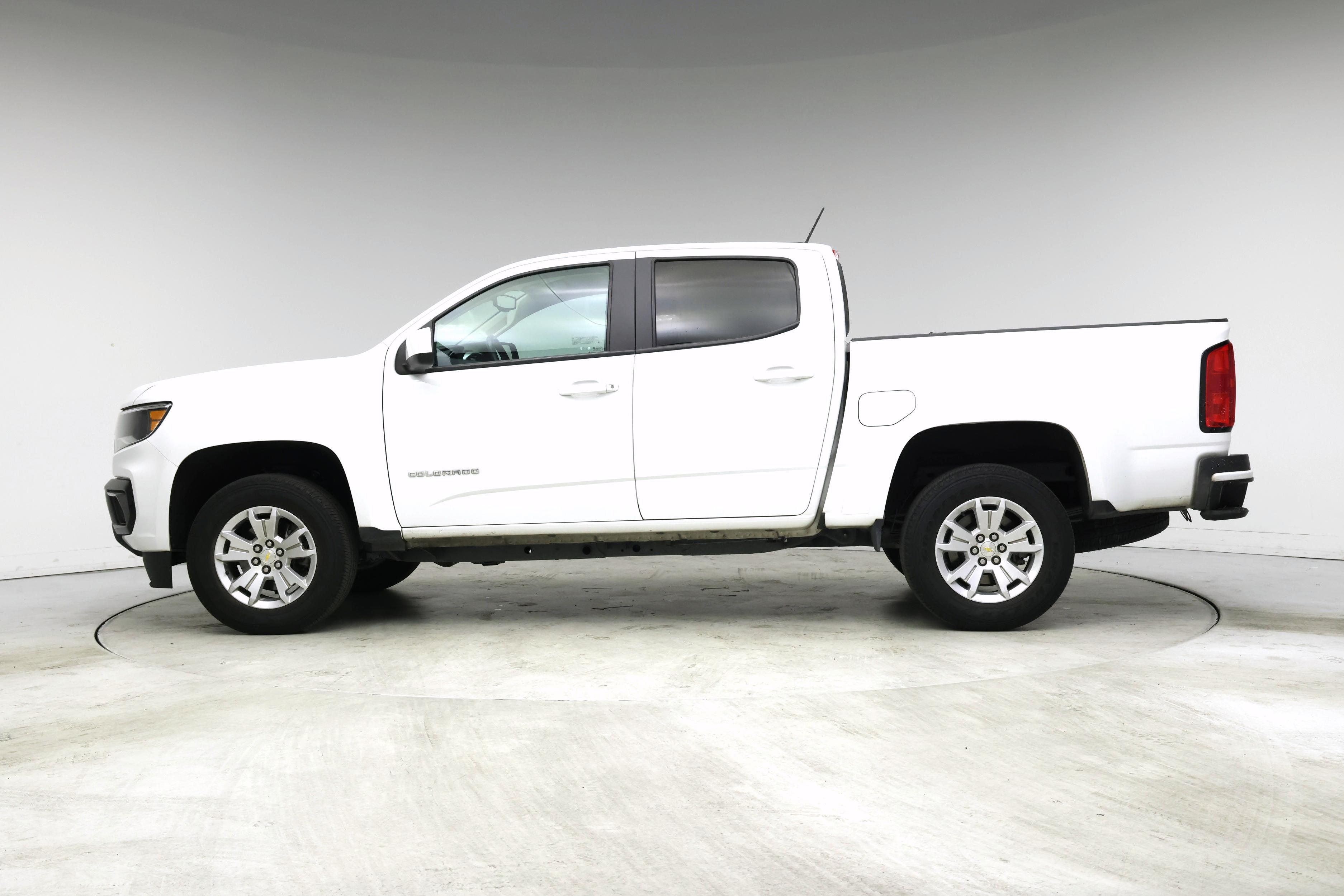 Thumbnail: 2022 Chevrolet Colorado - 3