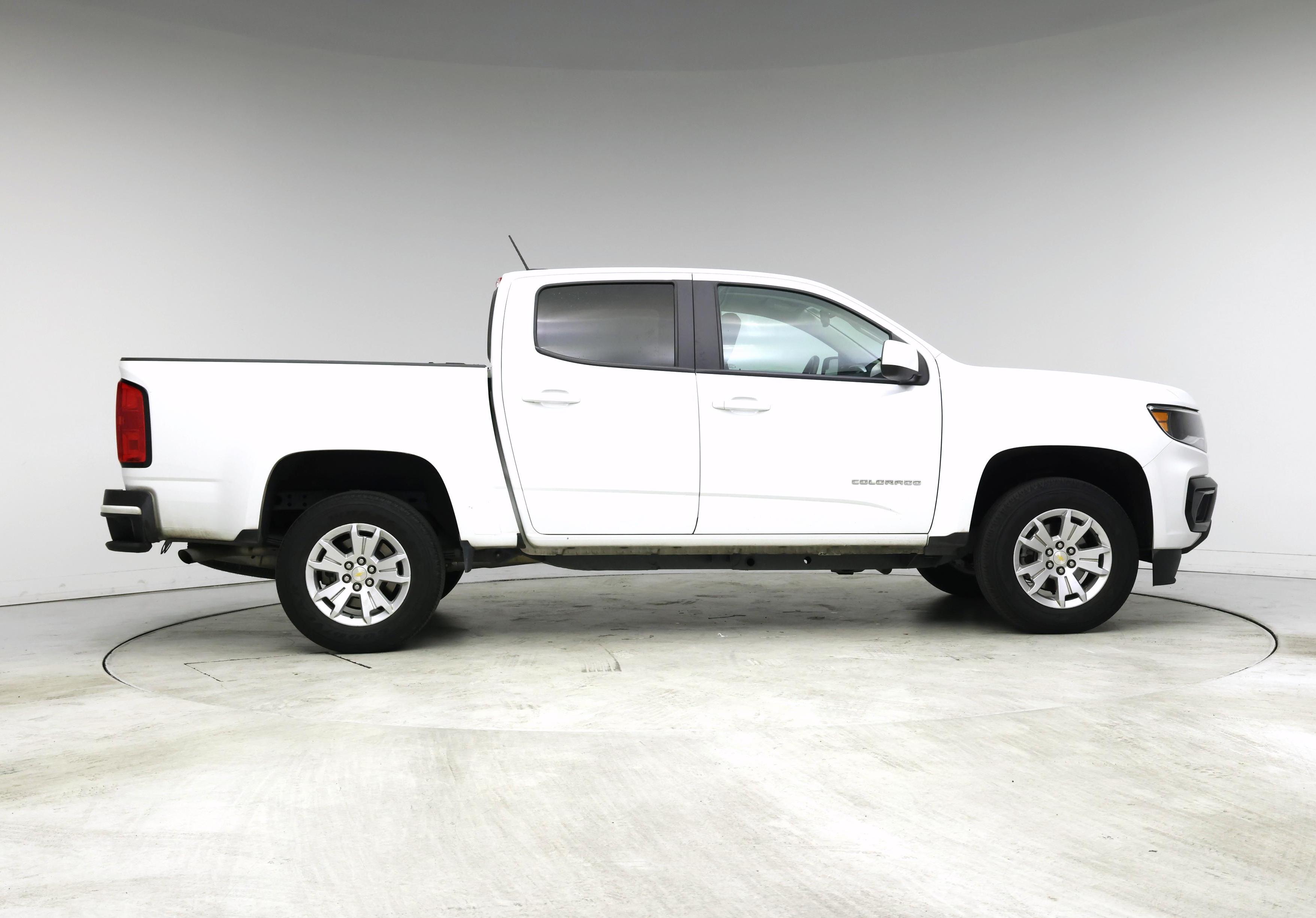 Thumbnail: 2022 Chevrolet Colorado - 7