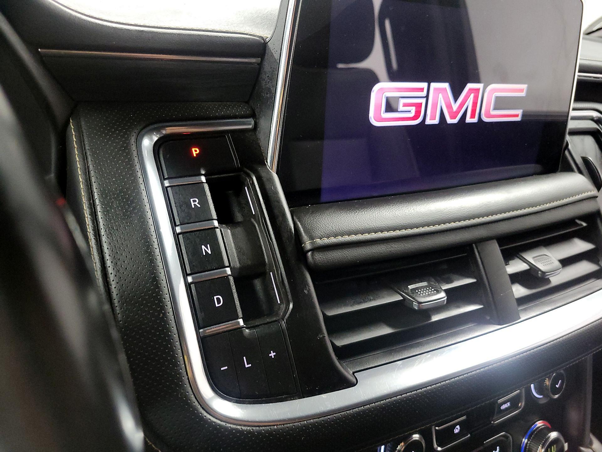 Thumbnail: 2021 GMC Yukon - 16