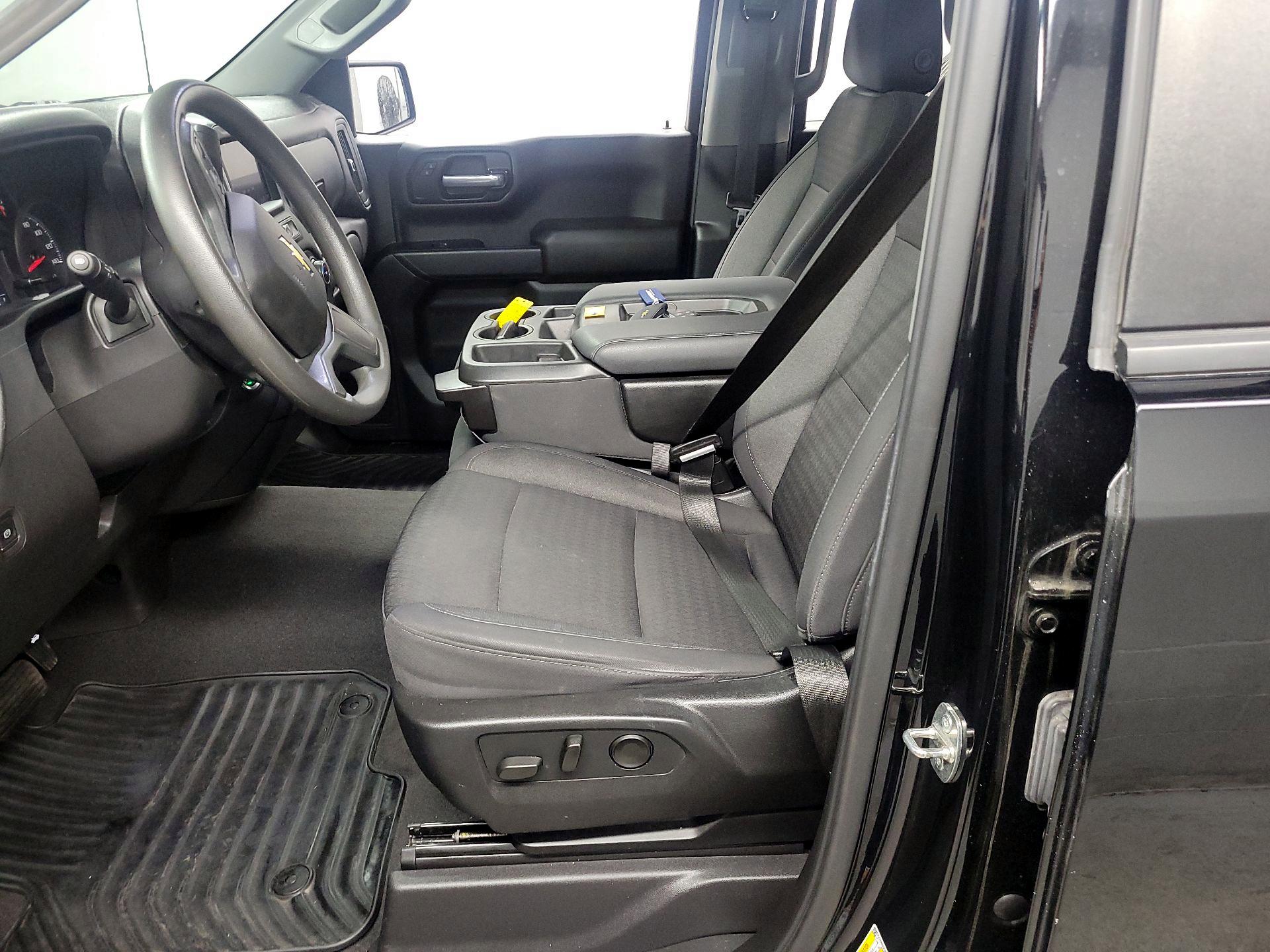 Thumbnail: 2022 Chevrolet Silverado 1500 - 11