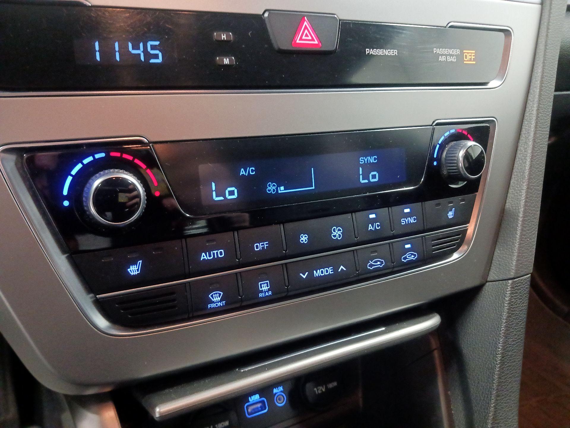 Thumbnail: 2015 Hyundai Sonata - 14
