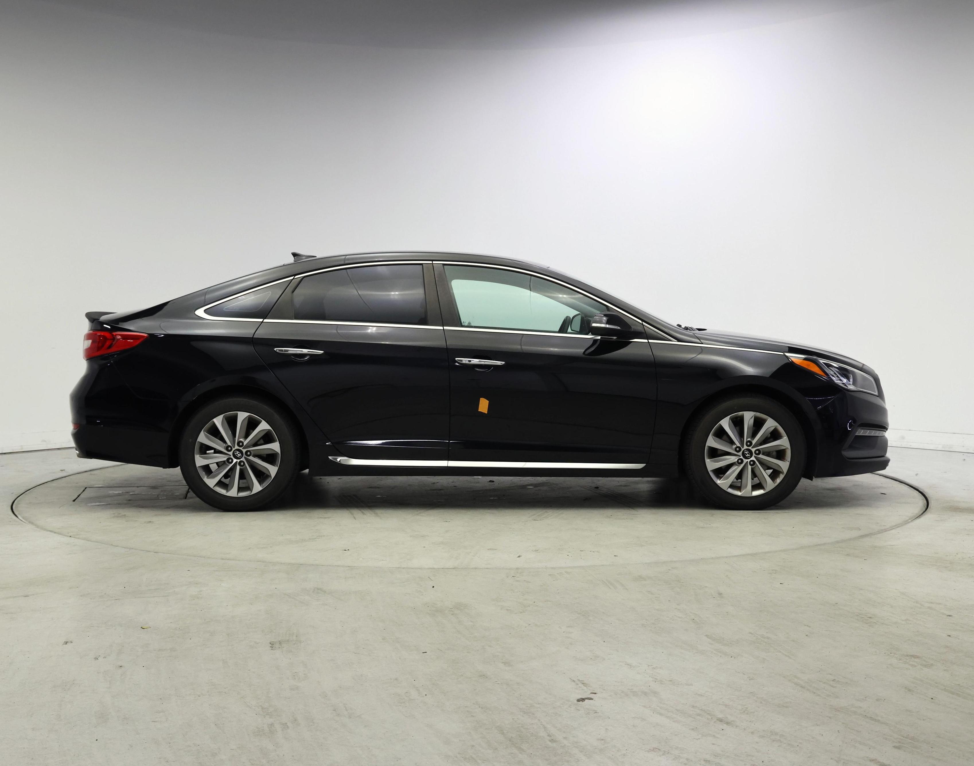 Thumbnail: 2015 Hyundai Sonata - 7