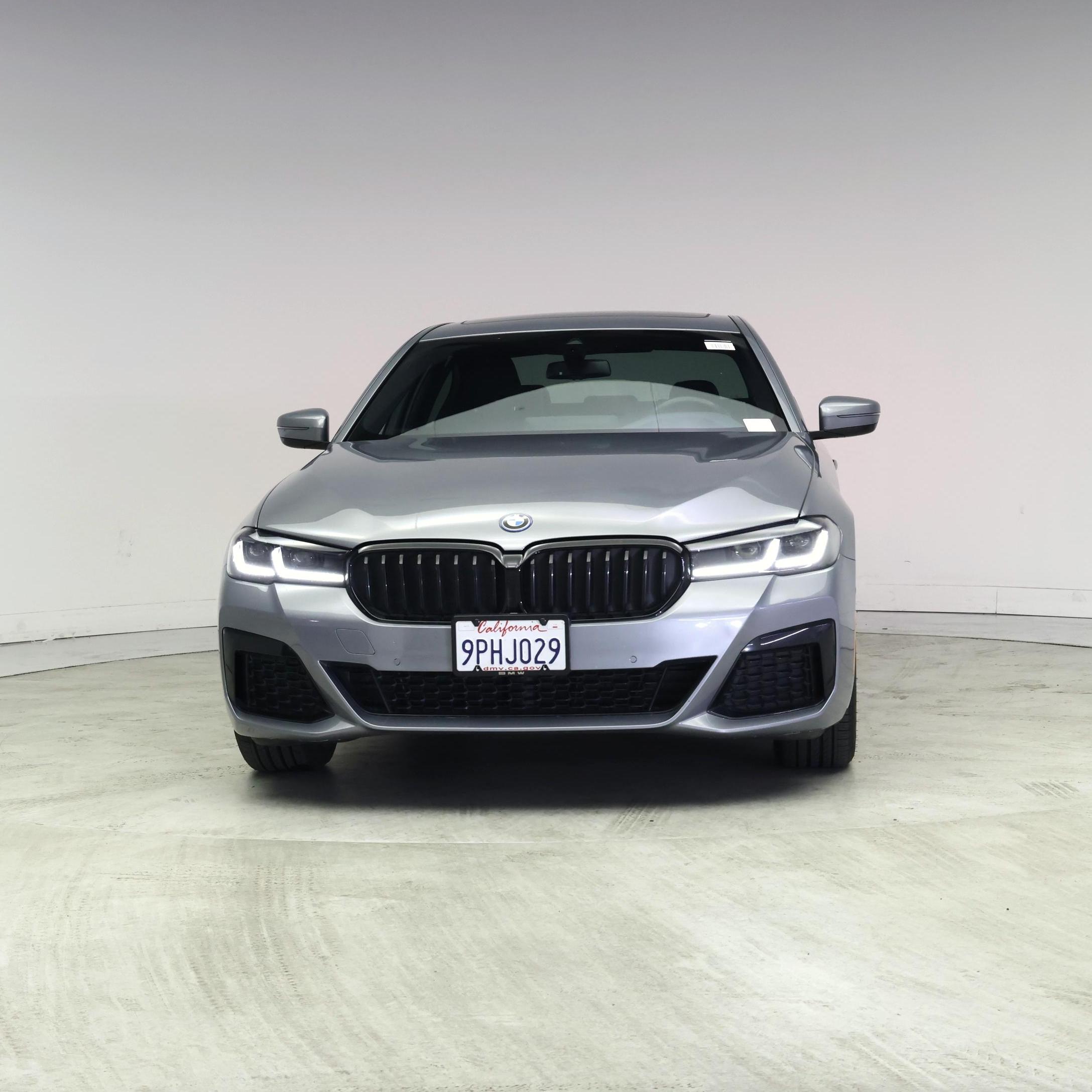 Thumbnail: 2023 BMW 5 Series - 5
