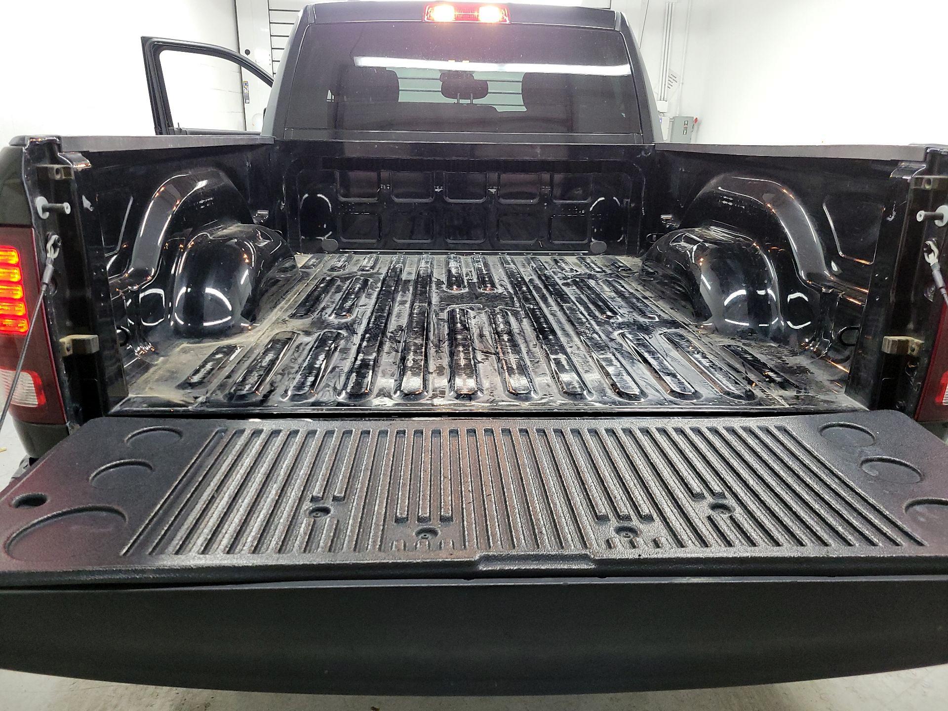 Thumbnail: 2021 RAM 1500 Classic - 20
