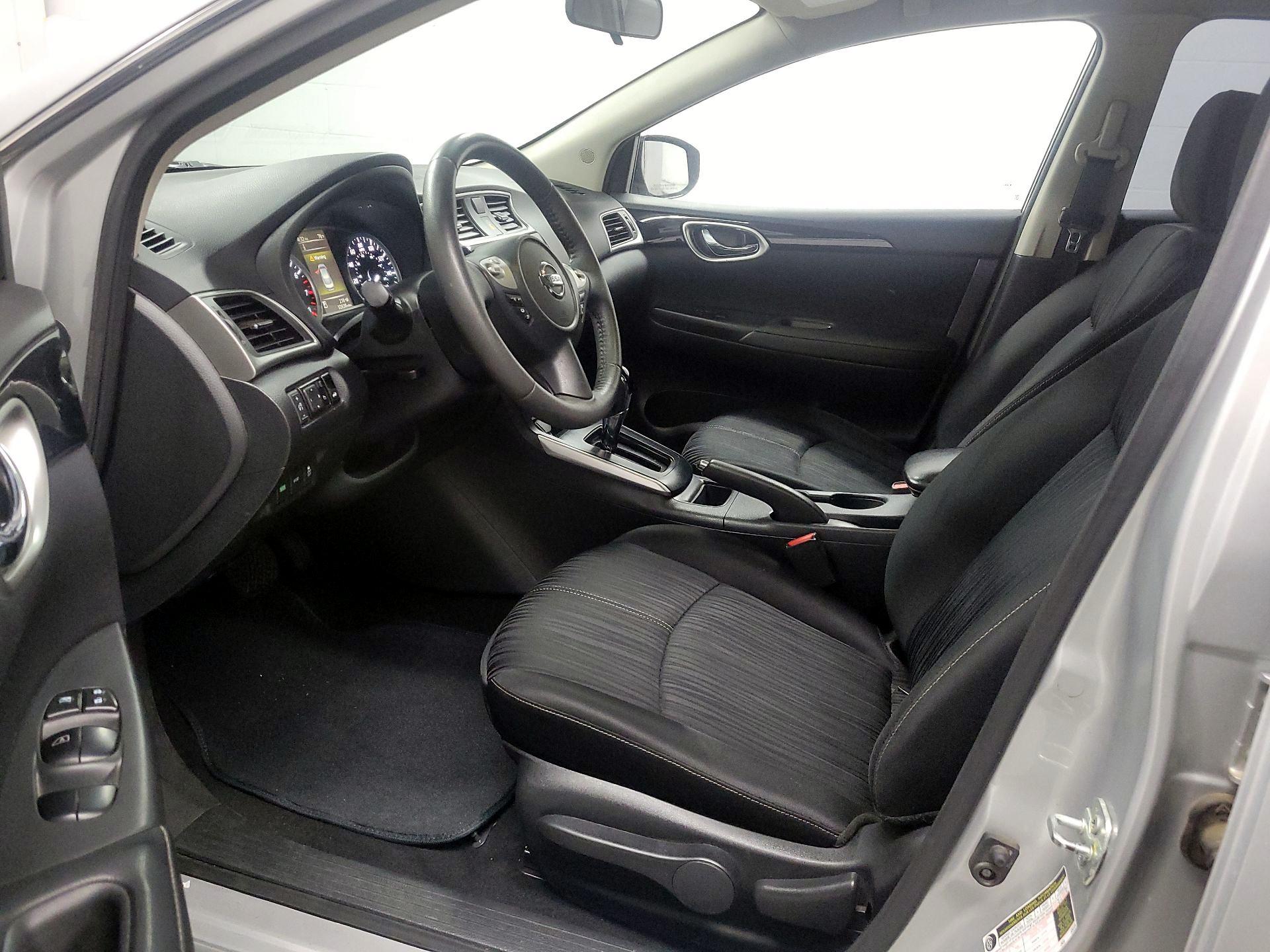 Thumbnail: 2018 Nissan Sentra - 11