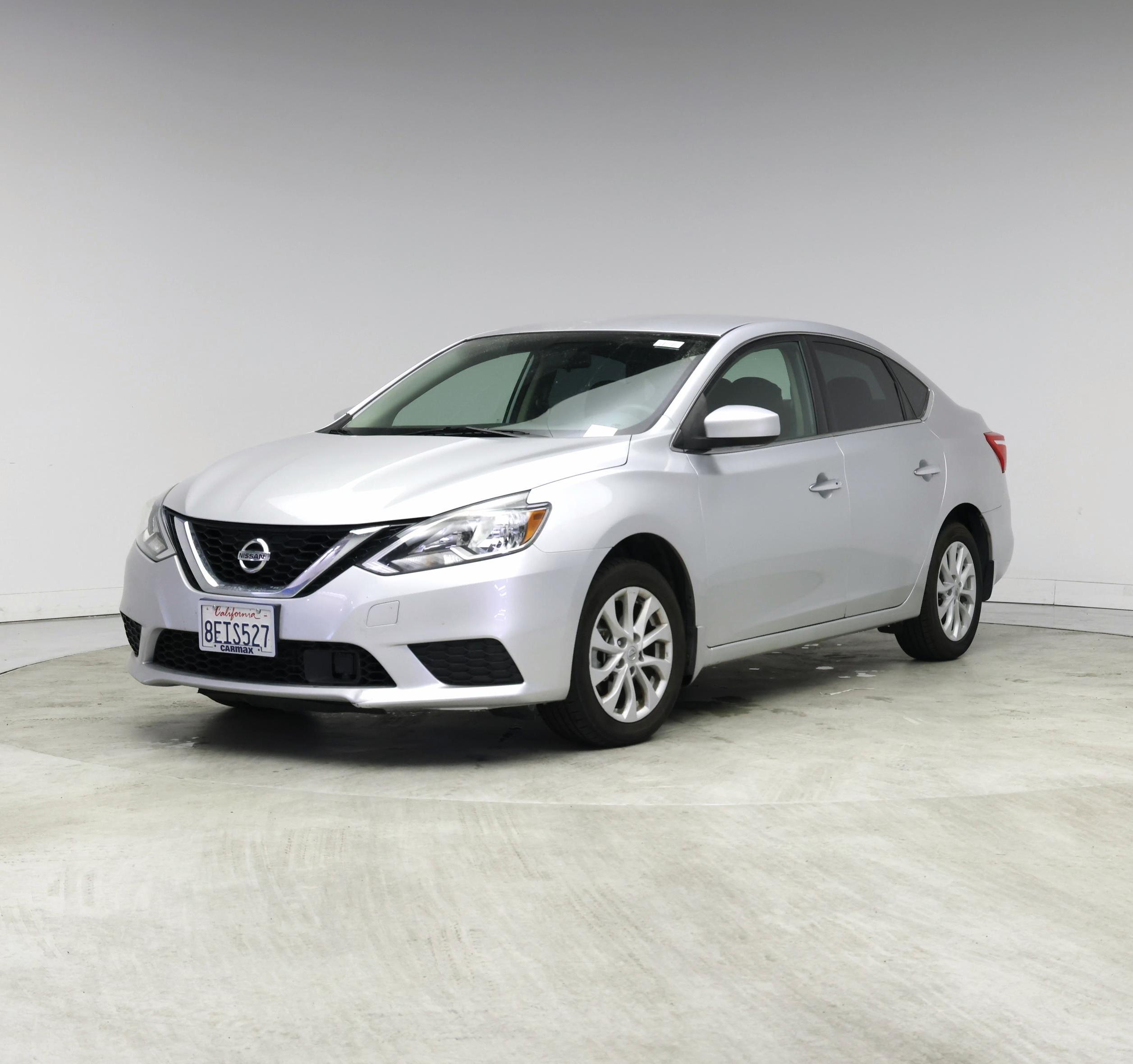 Thumbnail: 2018 Nissan Sentra - 4