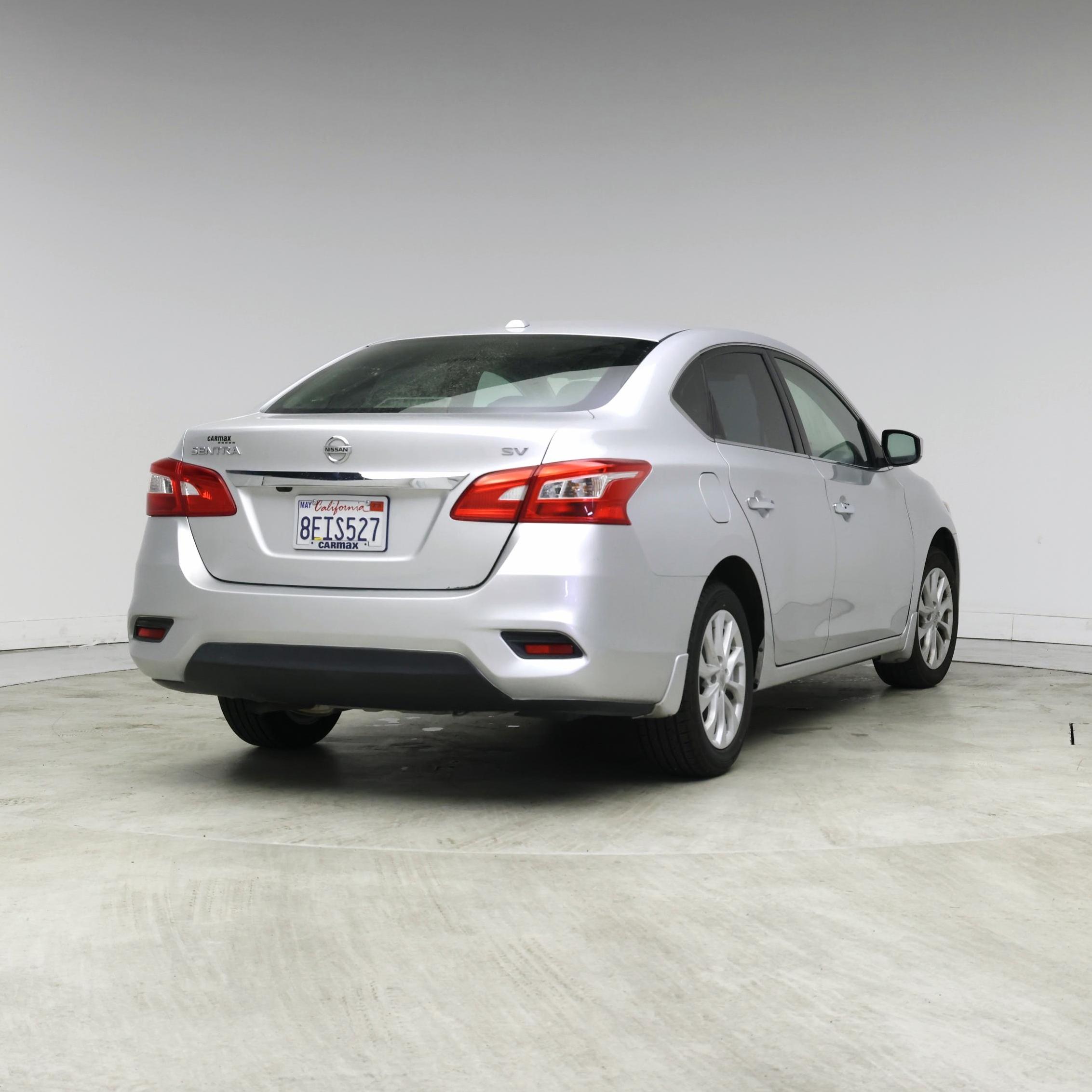 Thumbnail: 2018 Nissan Sentra - 8