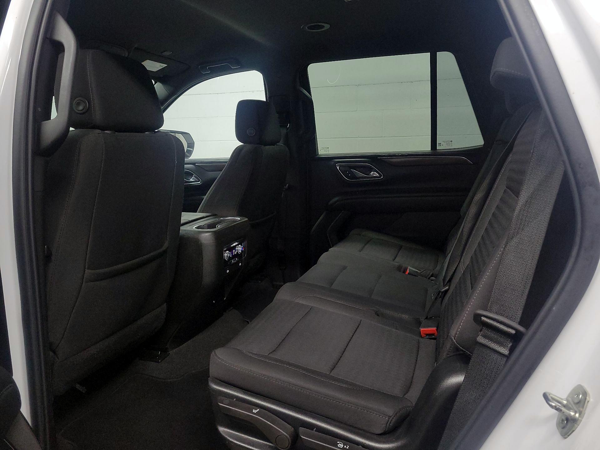 Thumbnail: 2023 GMC Yukon - 18
