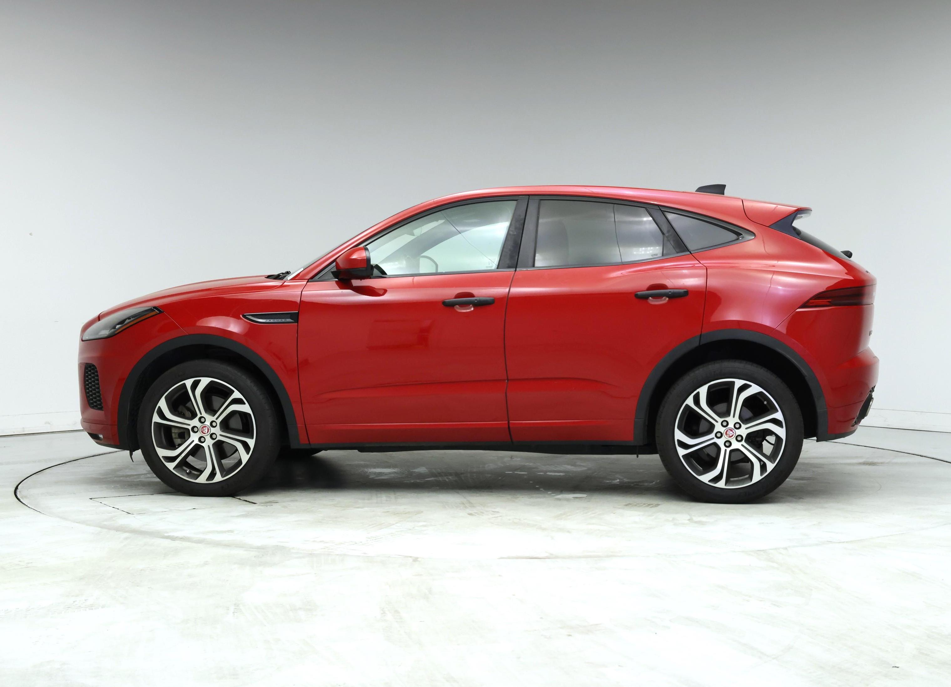 Thumbnail: 2018 Jaguar E-Pace - 3