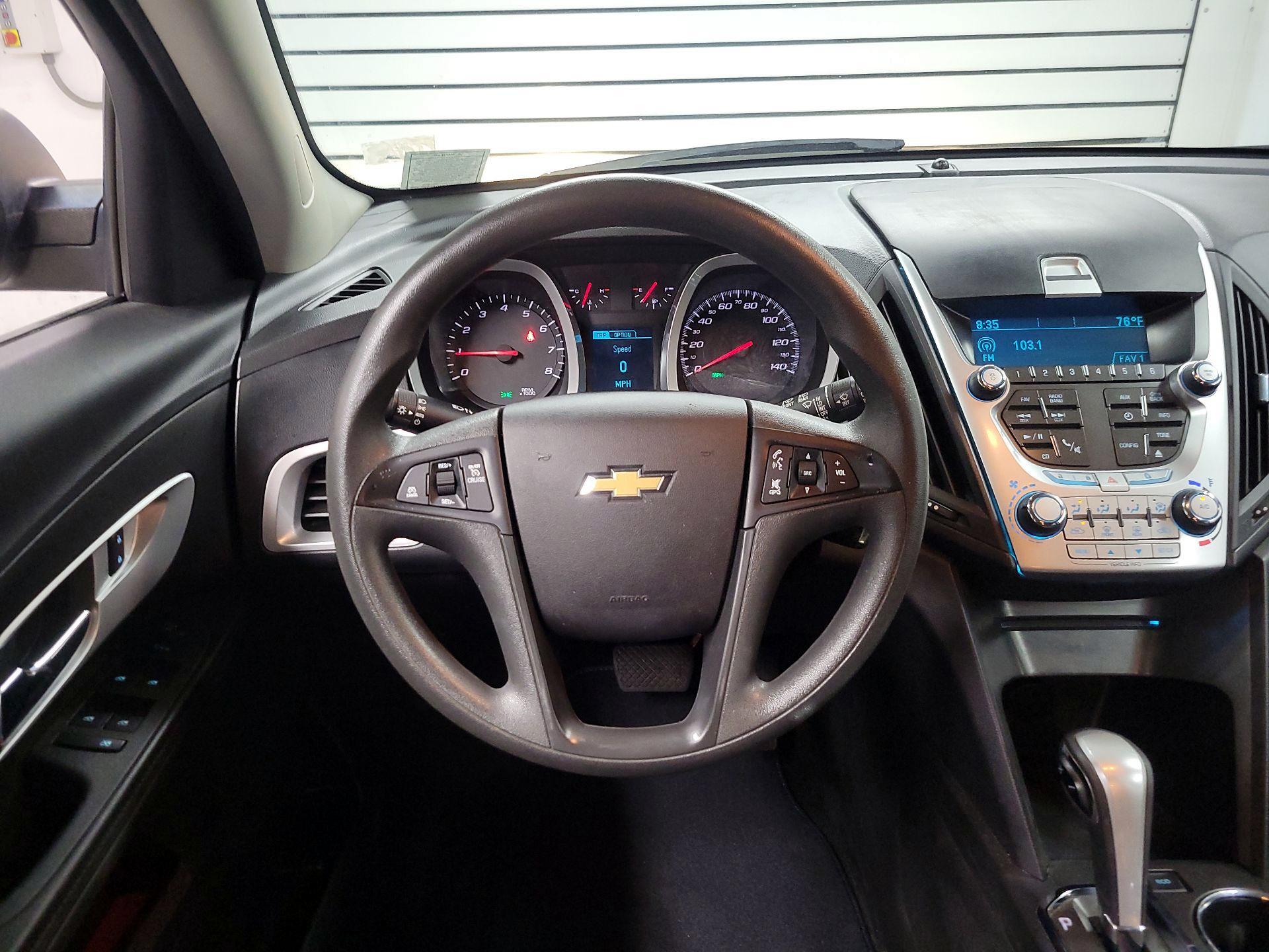 Thumbnail: 2015 Chevrolet Equinox - 10